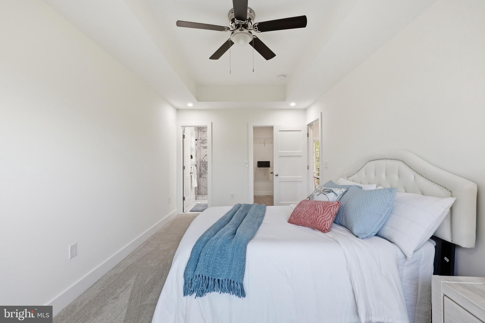 KEYES FERRY ACRES - Residential