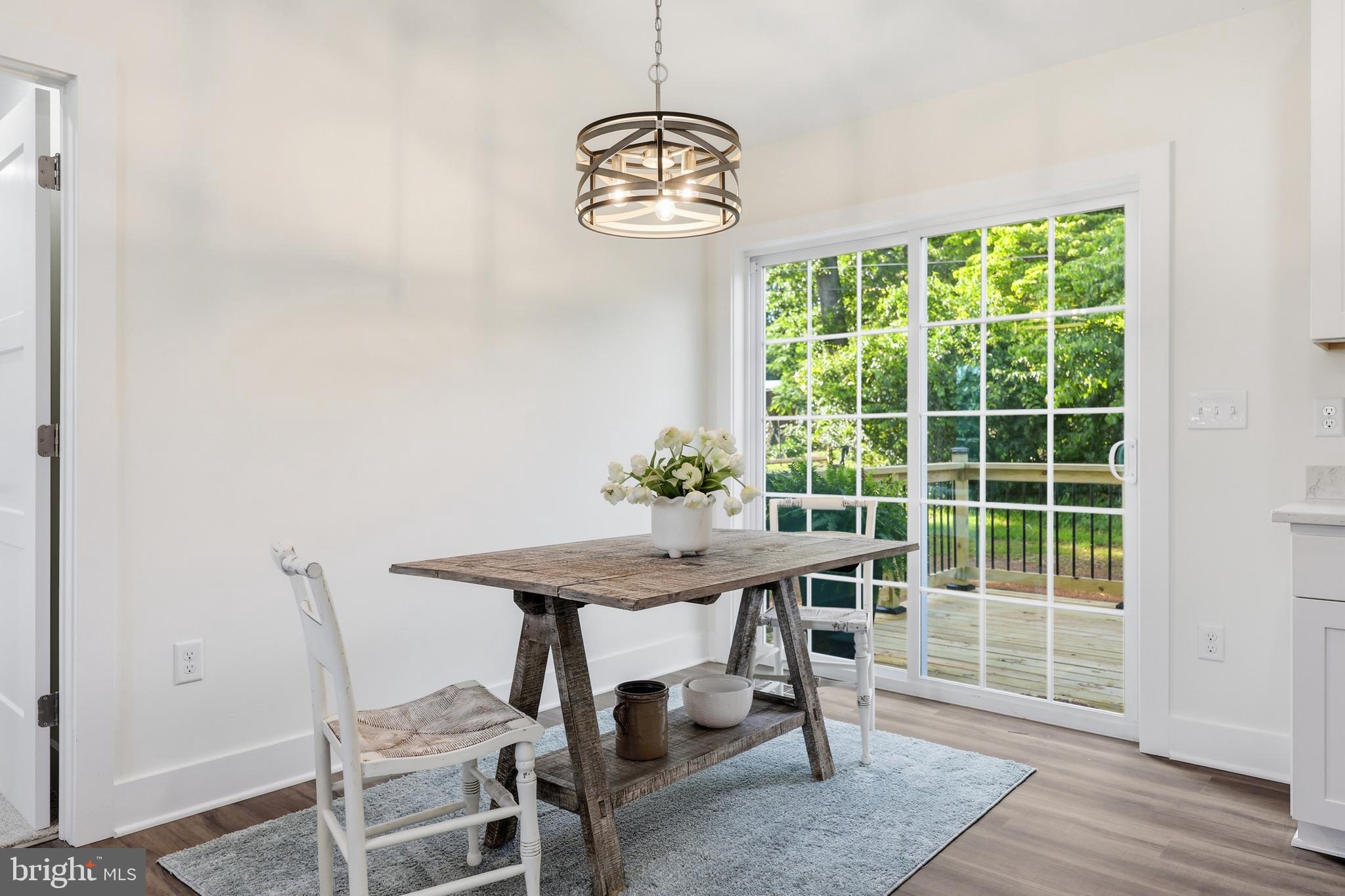 KEYES FERRY ACRES - Residential