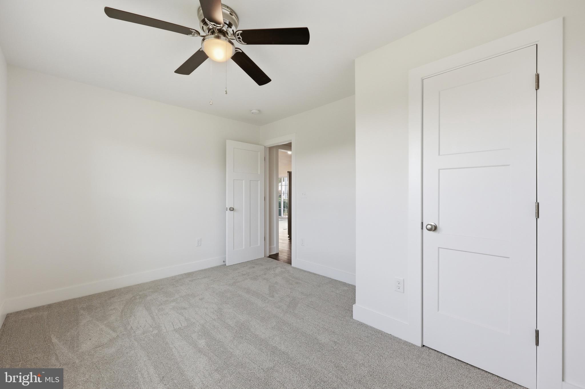 KEYES FERRY ACRES - Residential