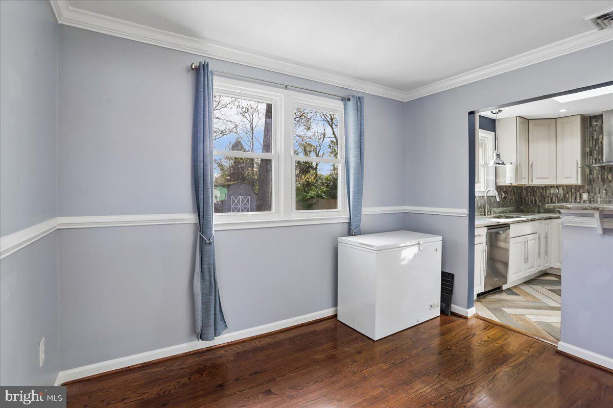 GLEN OAKS - Residential