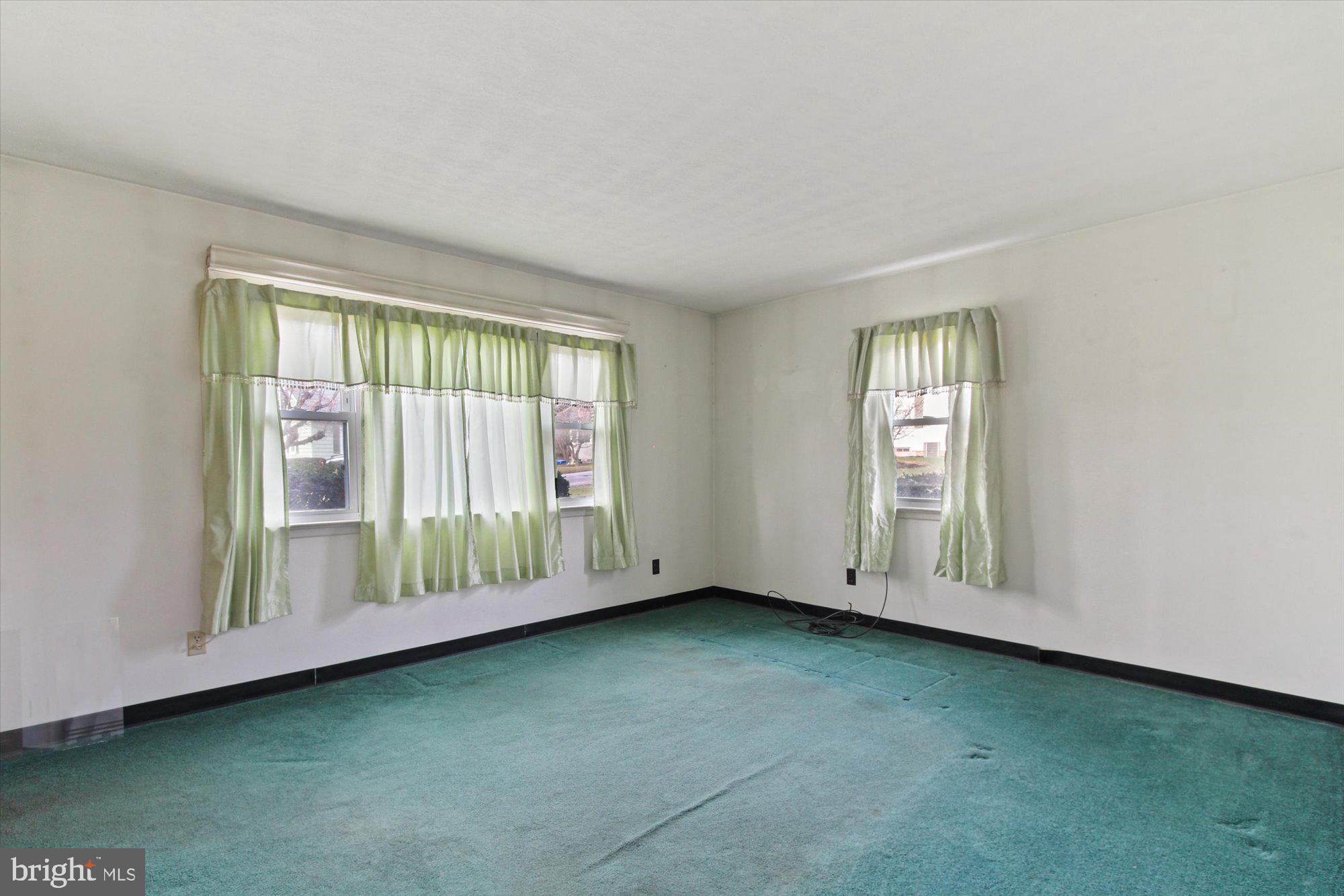 YORK TWP - Residential
