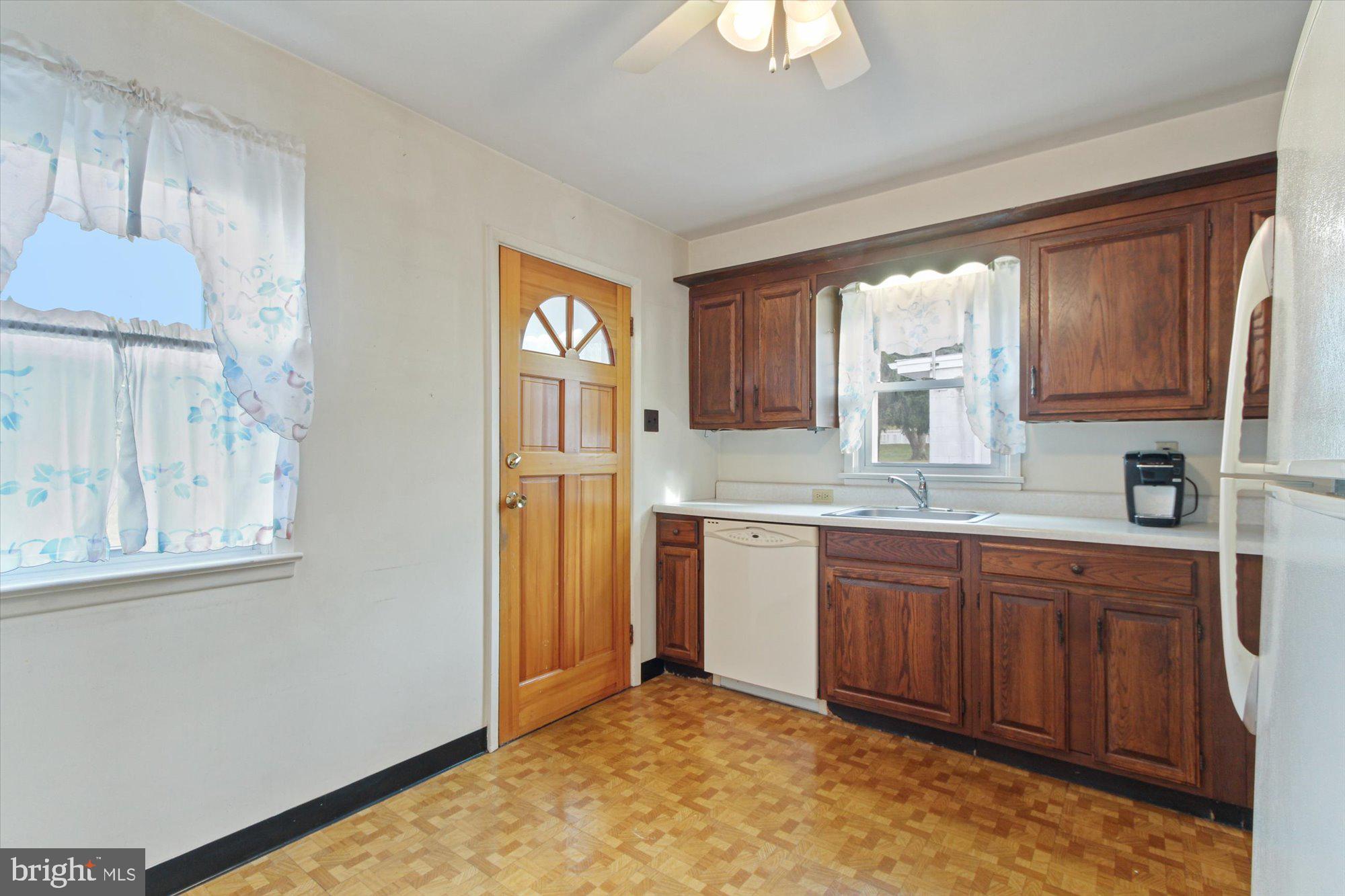 YORK TWP - Residential