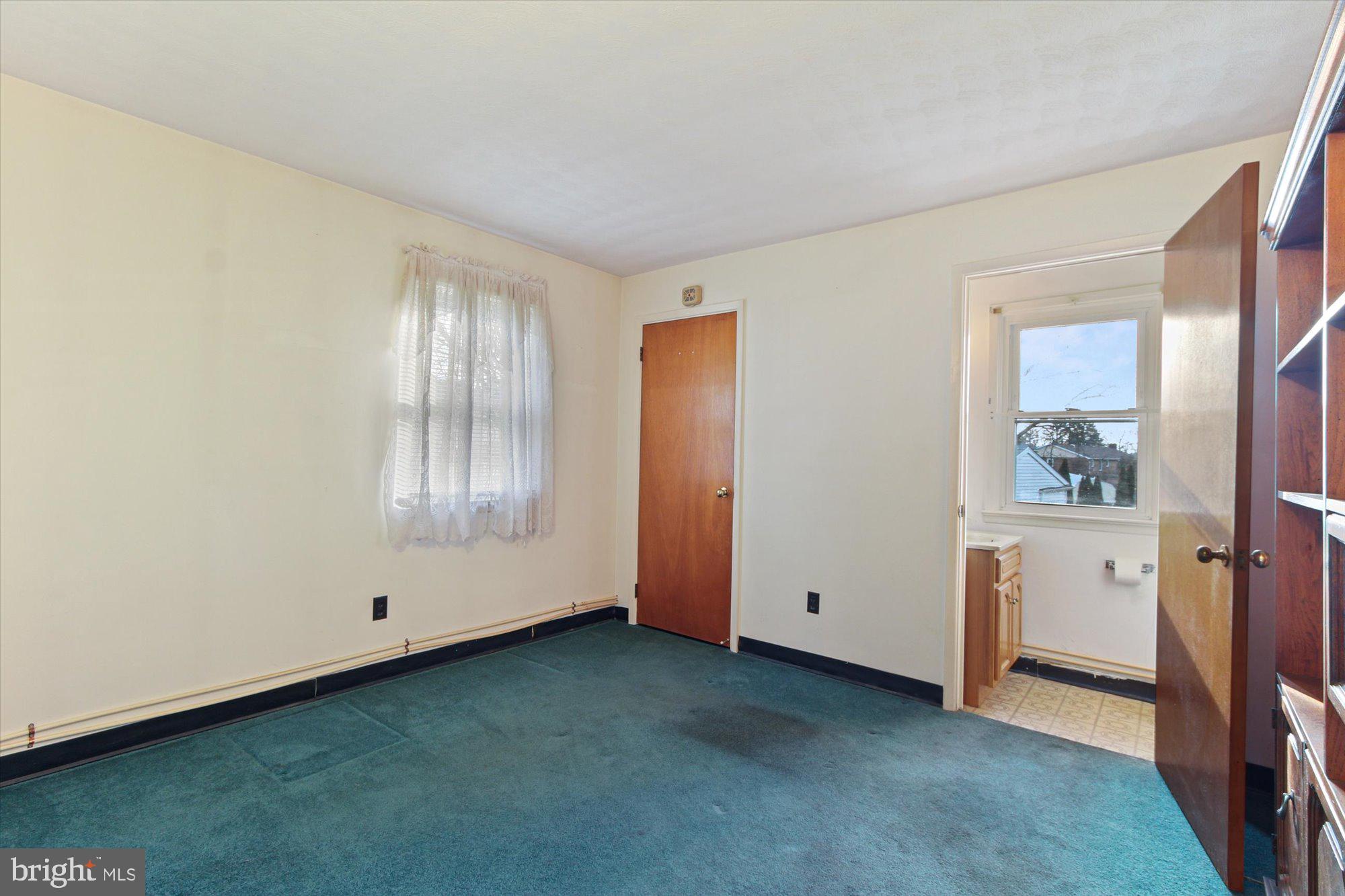 YORK TWP - Residential