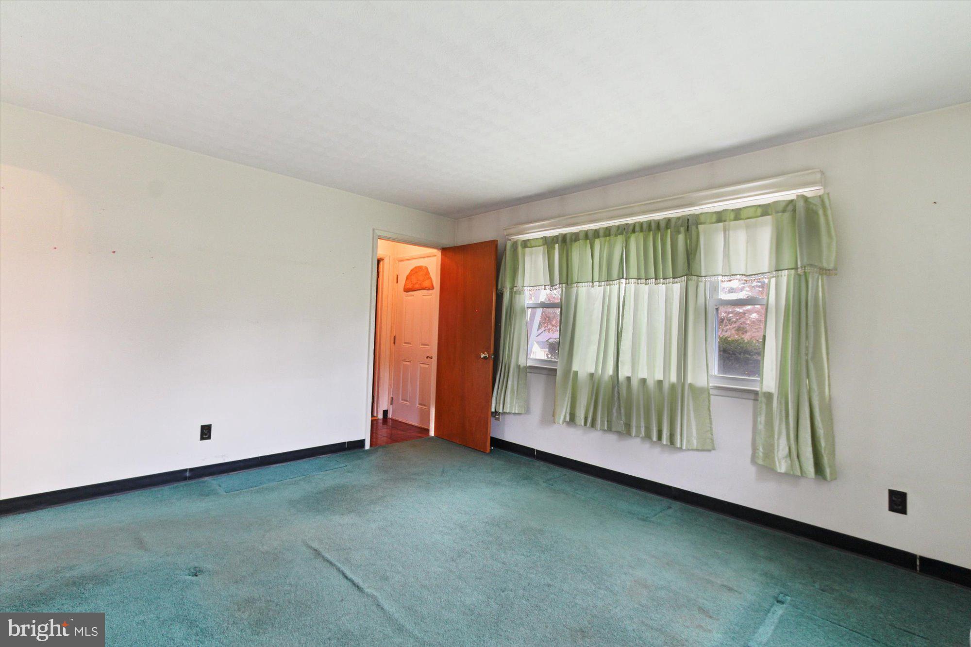 YORK TWP - Residential