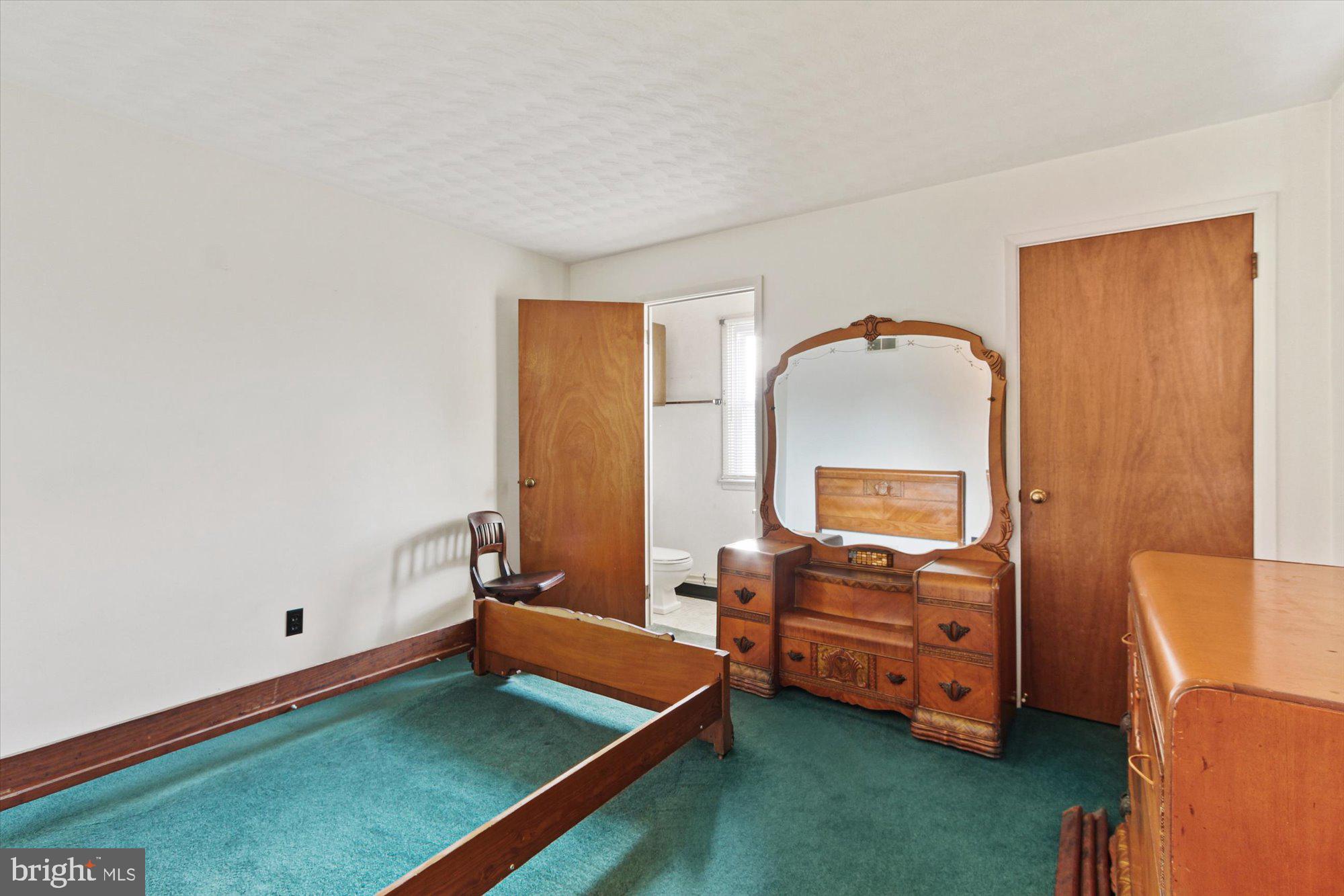 YORK TWP - Residential