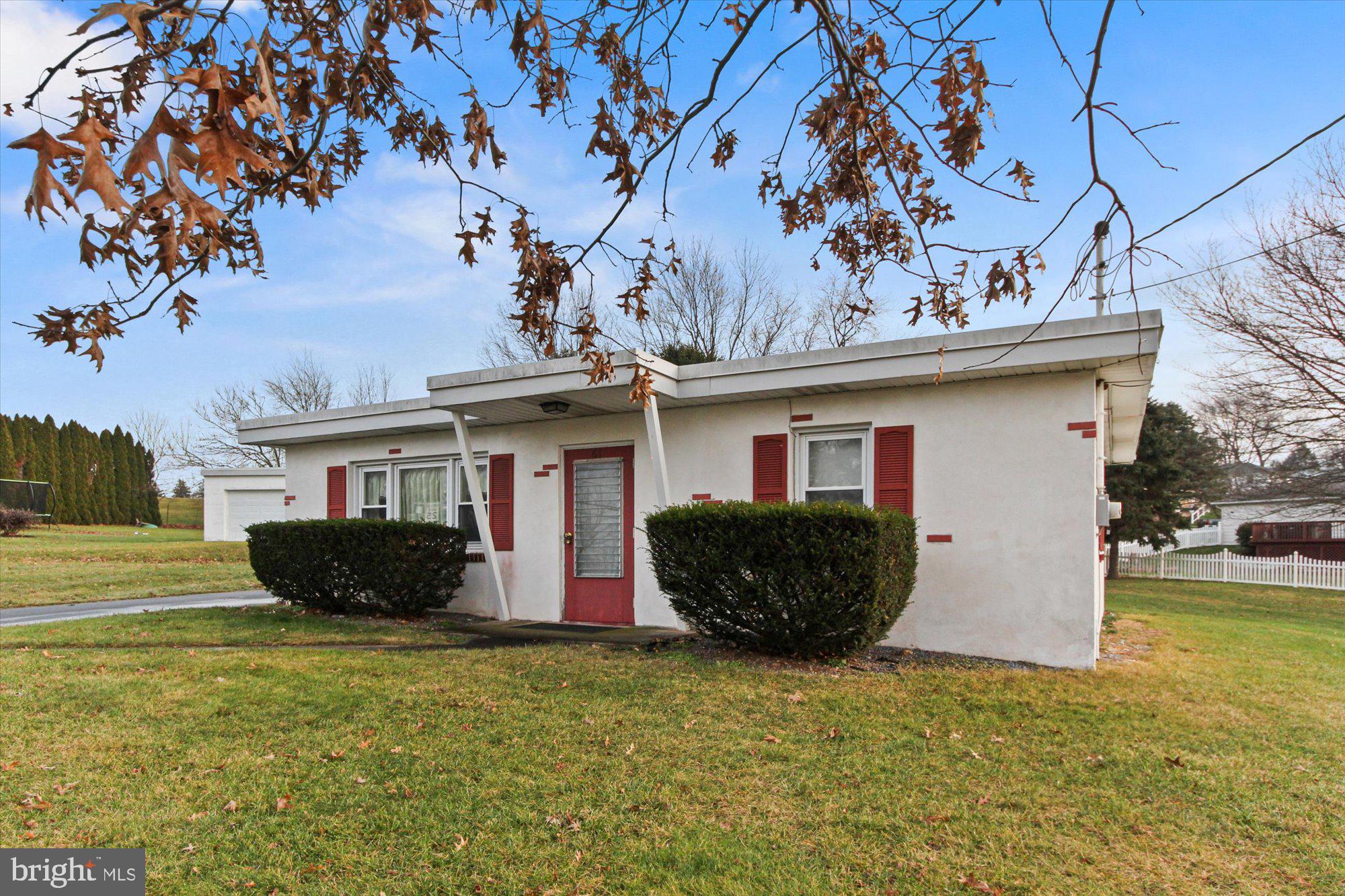 YORK TWP - Residential