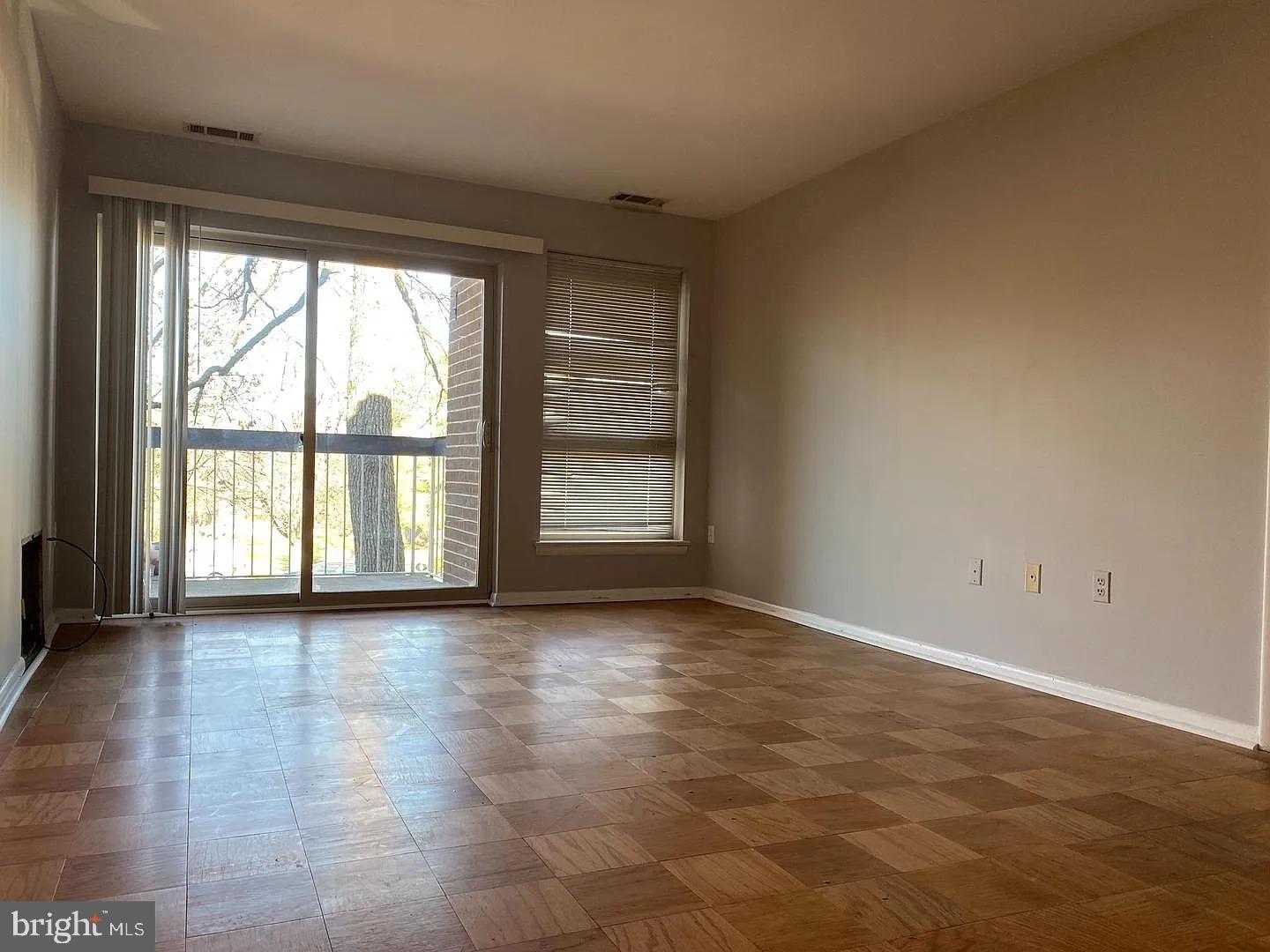 GLENWAYE GARDENS - Residential