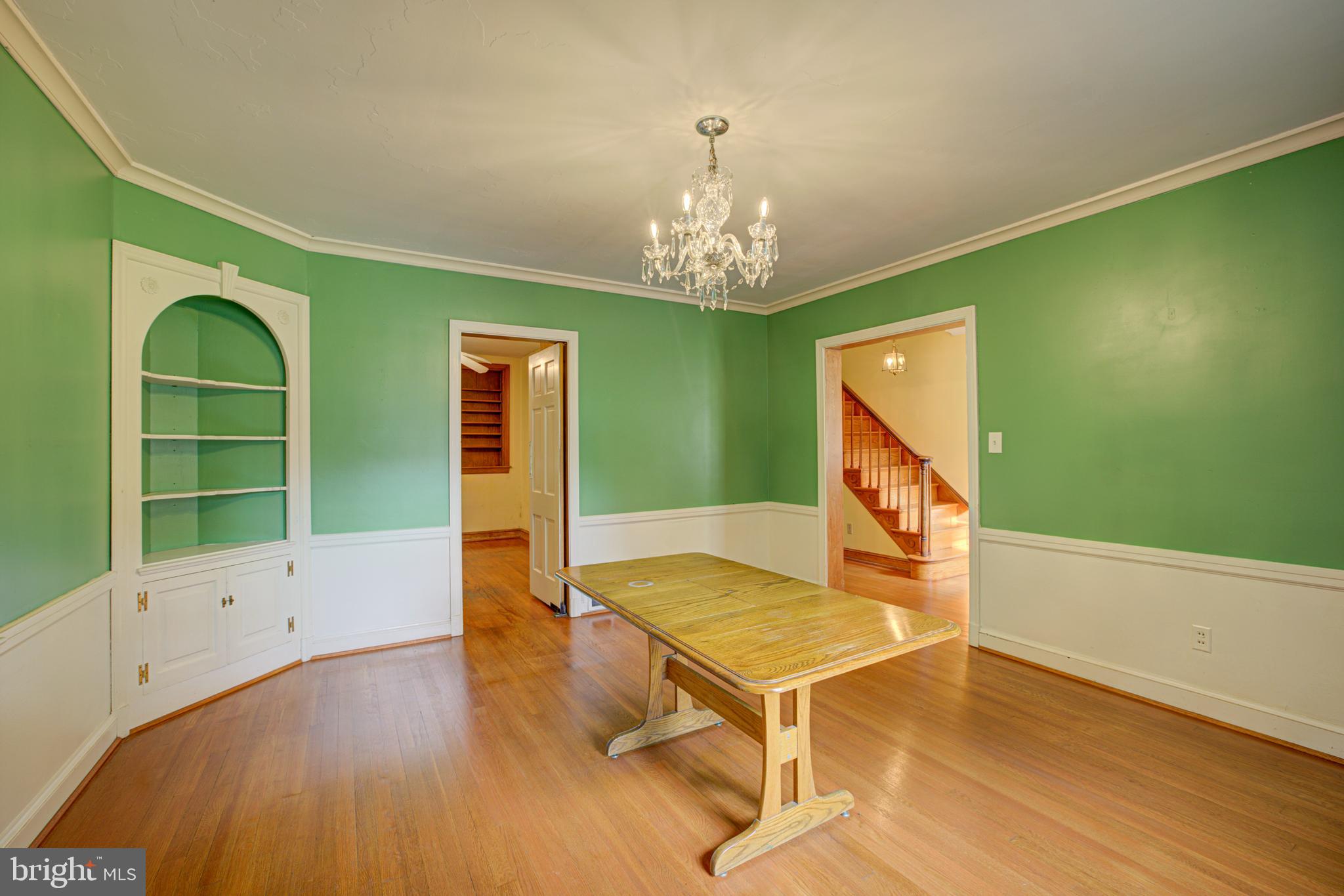 WOODSIDE PARK - Residential