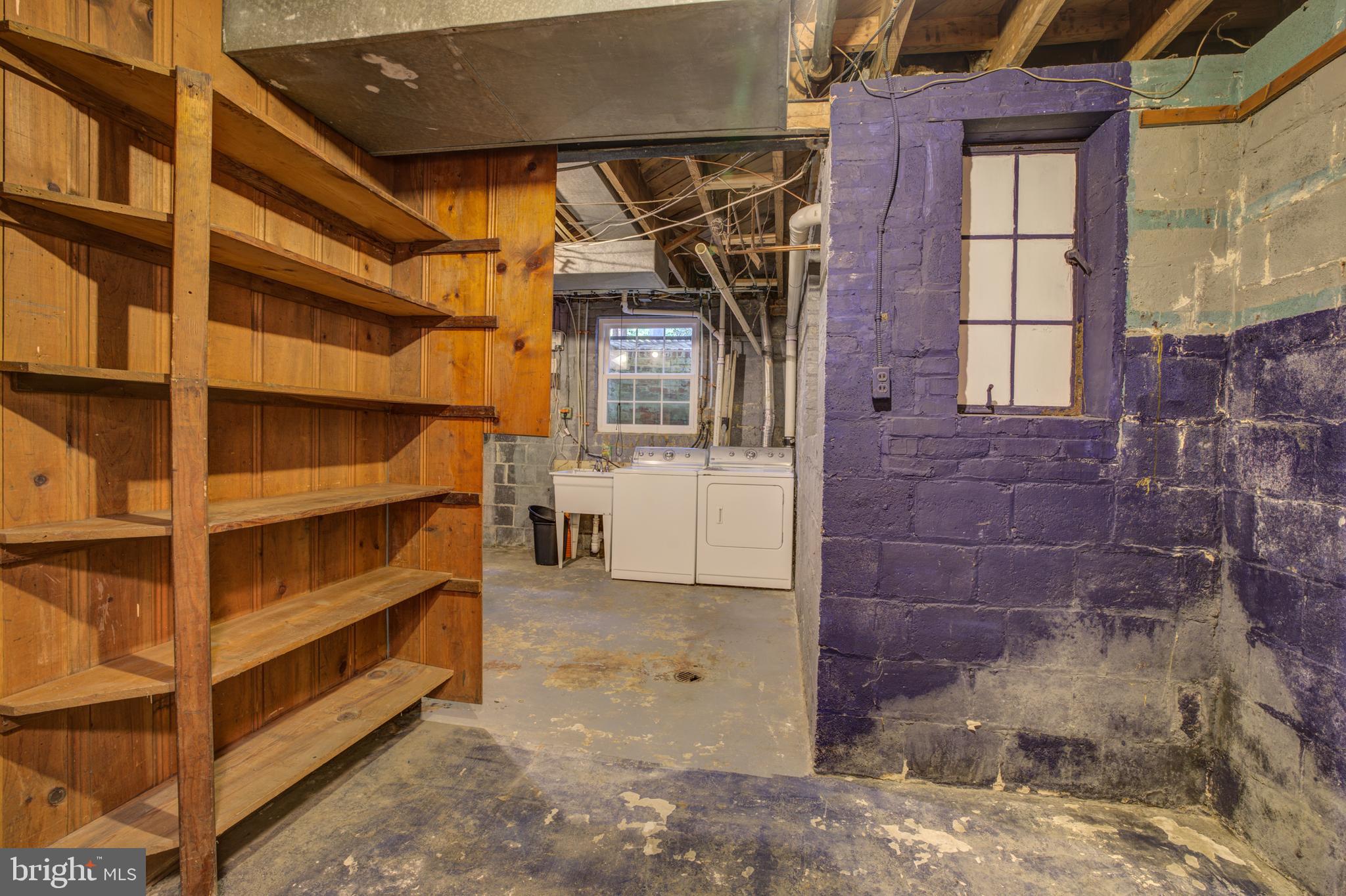 WOODSIDE PARK - Residential
