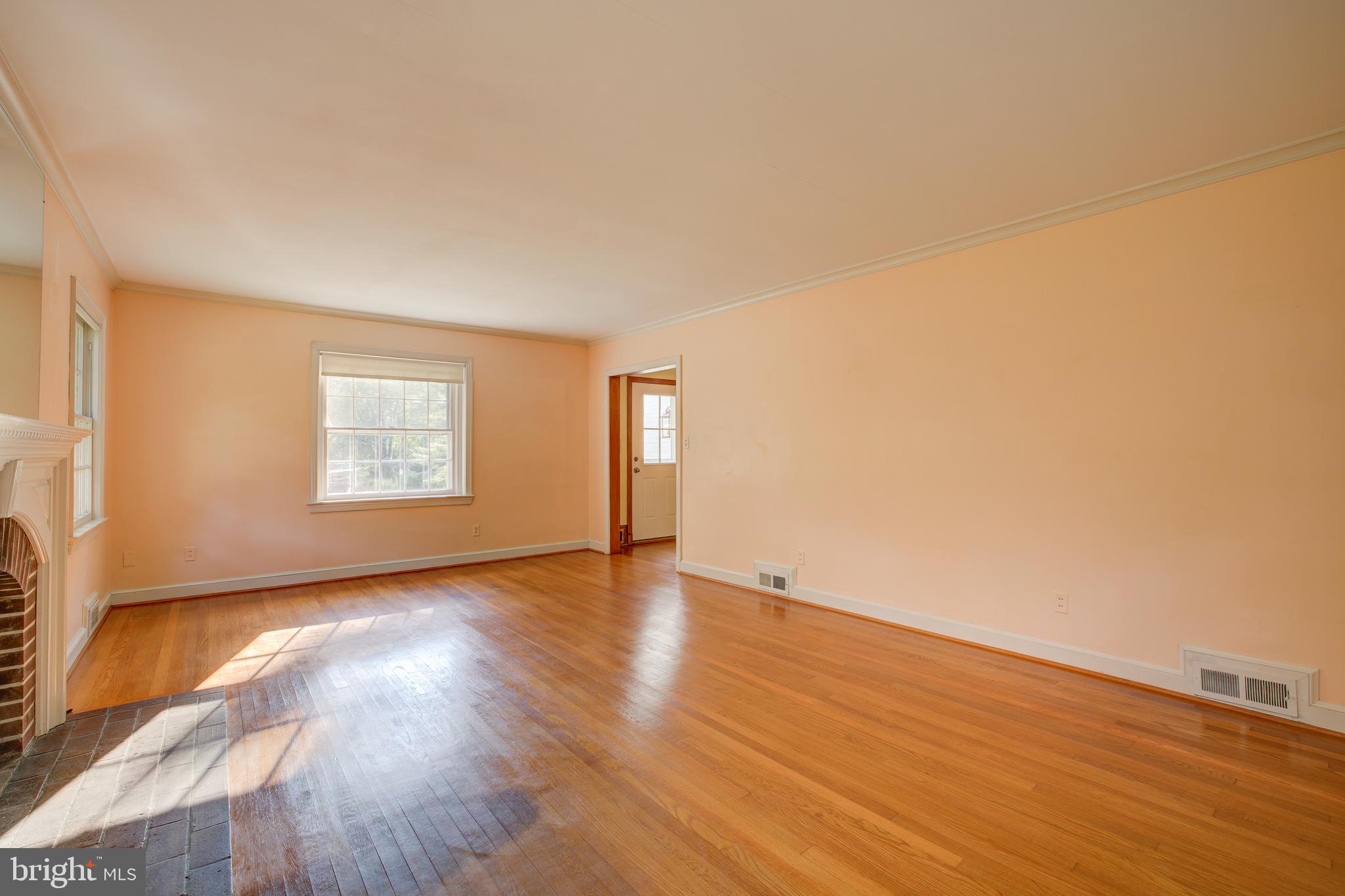 WOODSIDE PARK - Residential