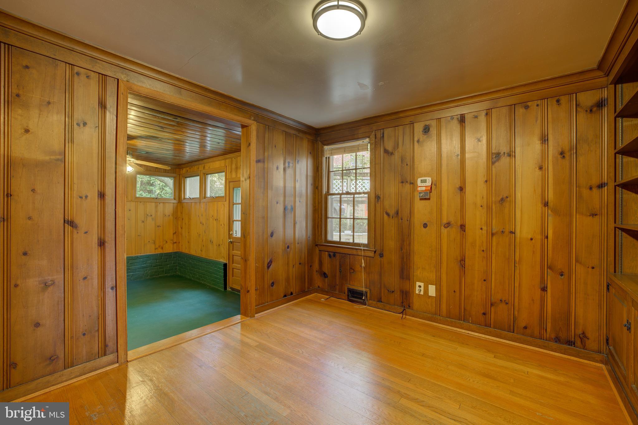 WOODSIDE PARK - Residential