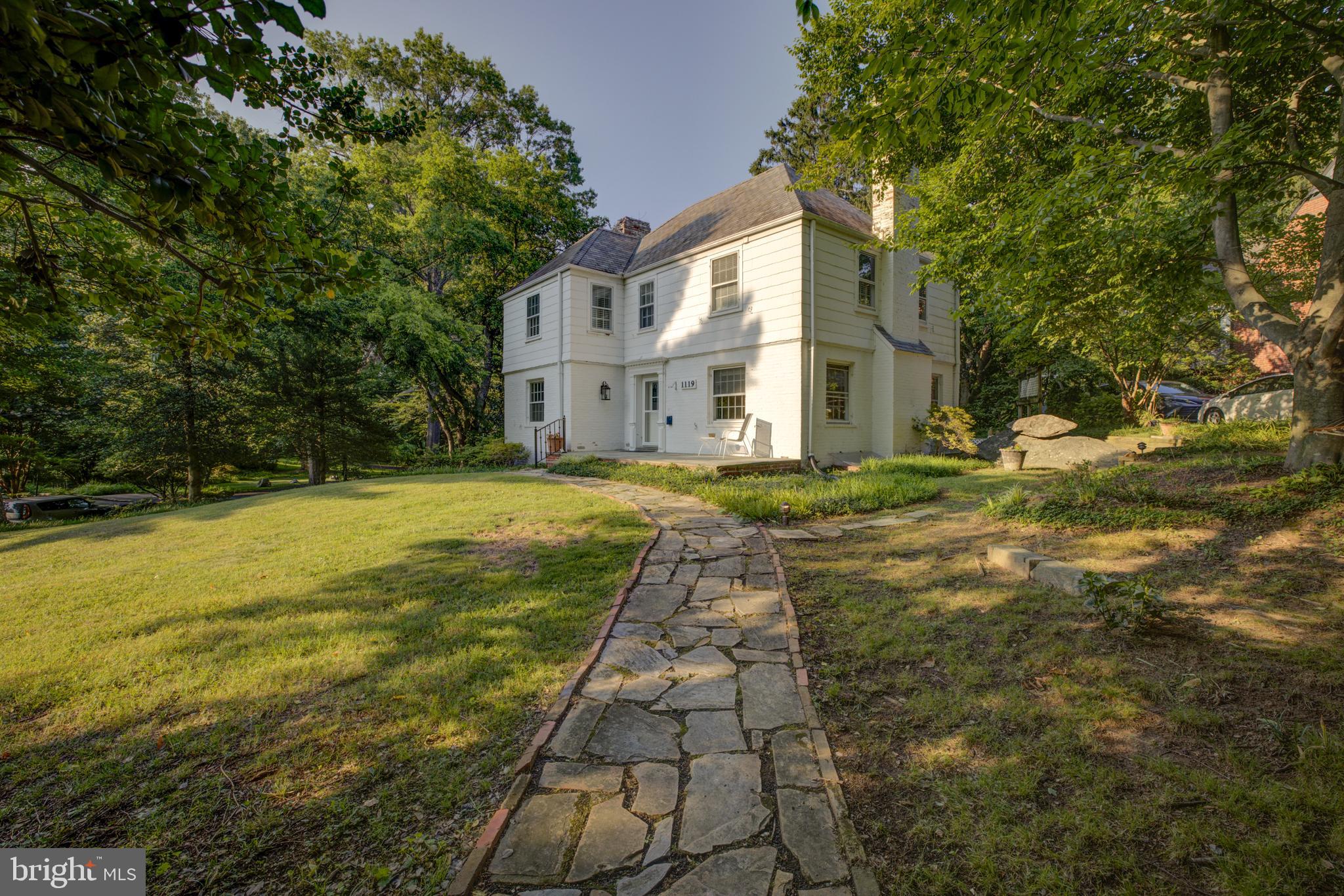 WOODSIDE PARK - Residential