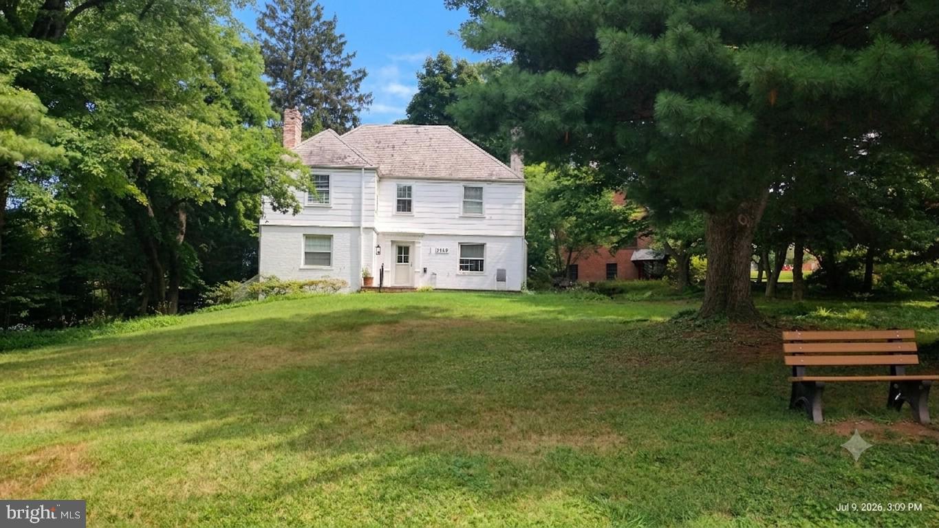 WOODSIDE PARK - Residential