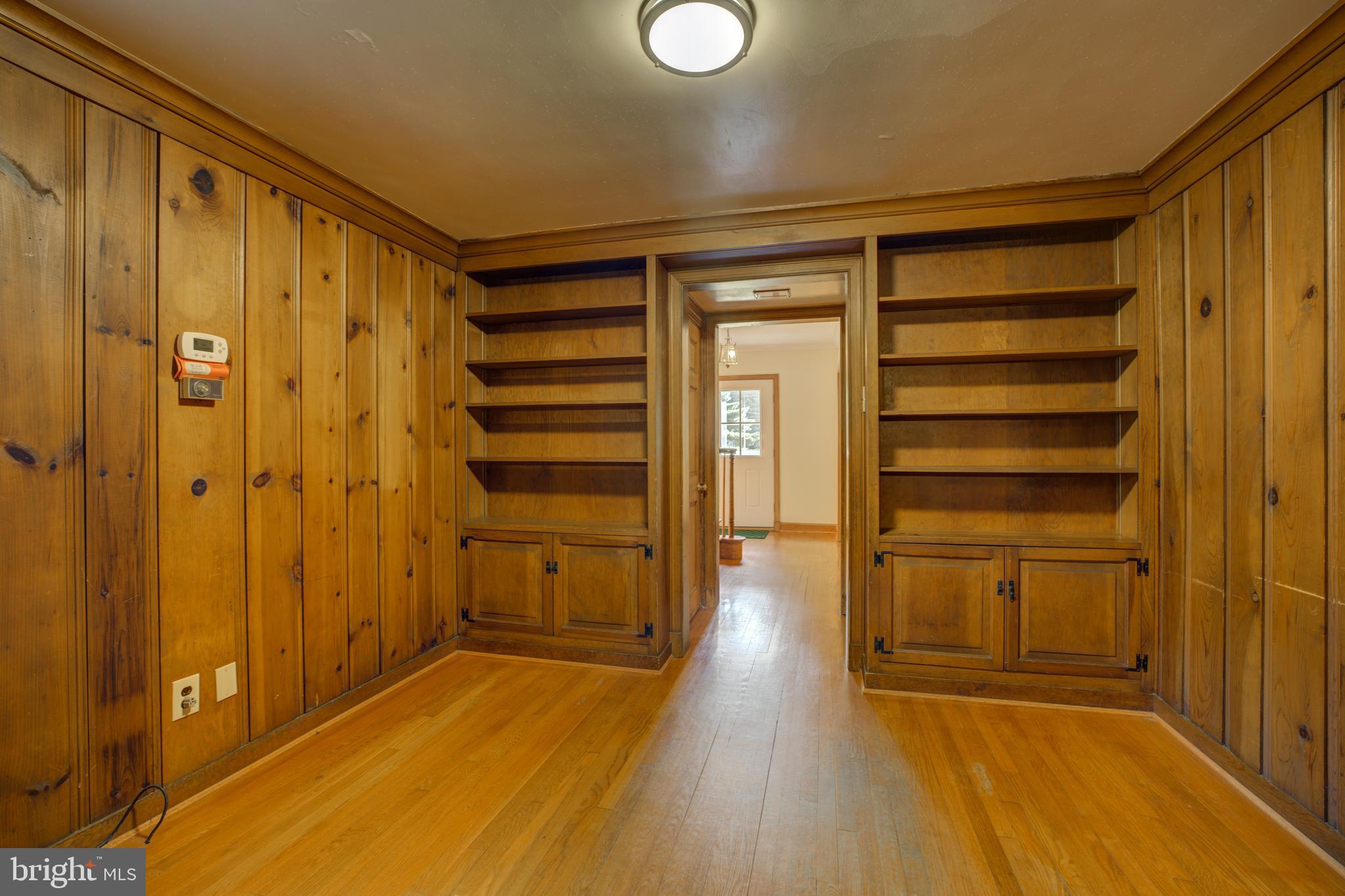 WOODSIDE PARK - Residential