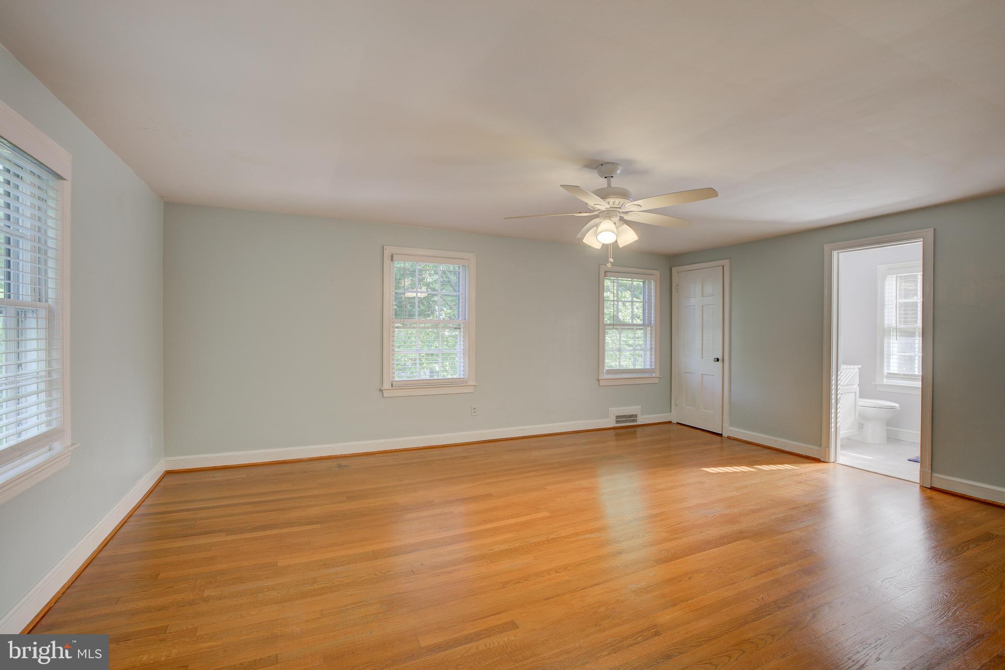 WOODSIDE PARK - Residential