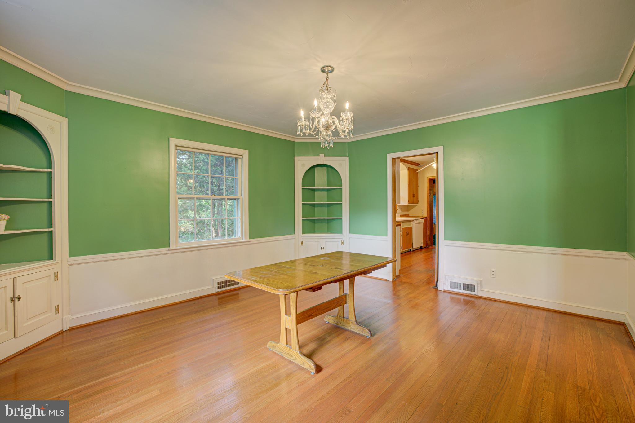 WOODSIDE PARK - Residential
