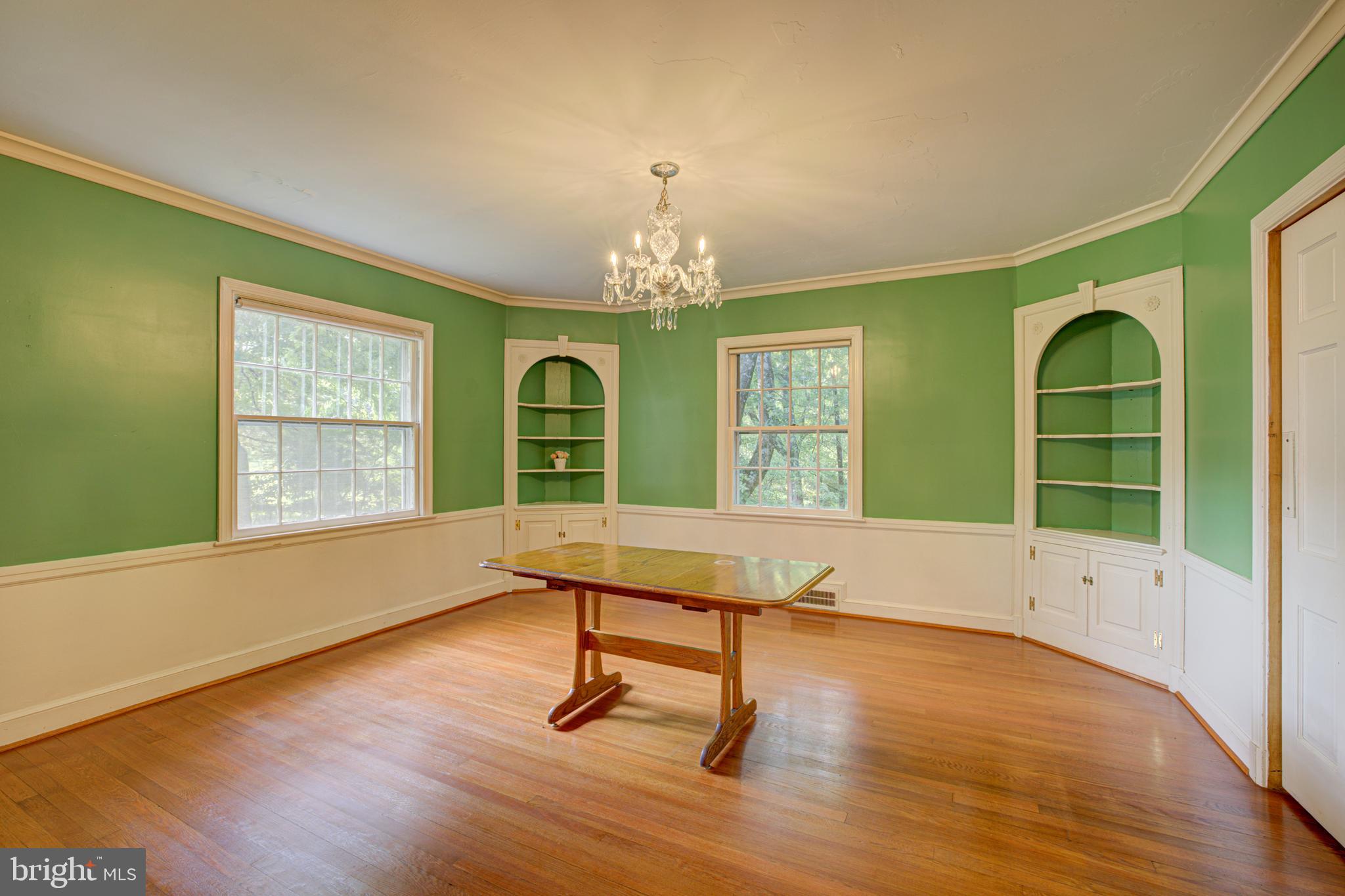 WOODSIDE PARK - Residential