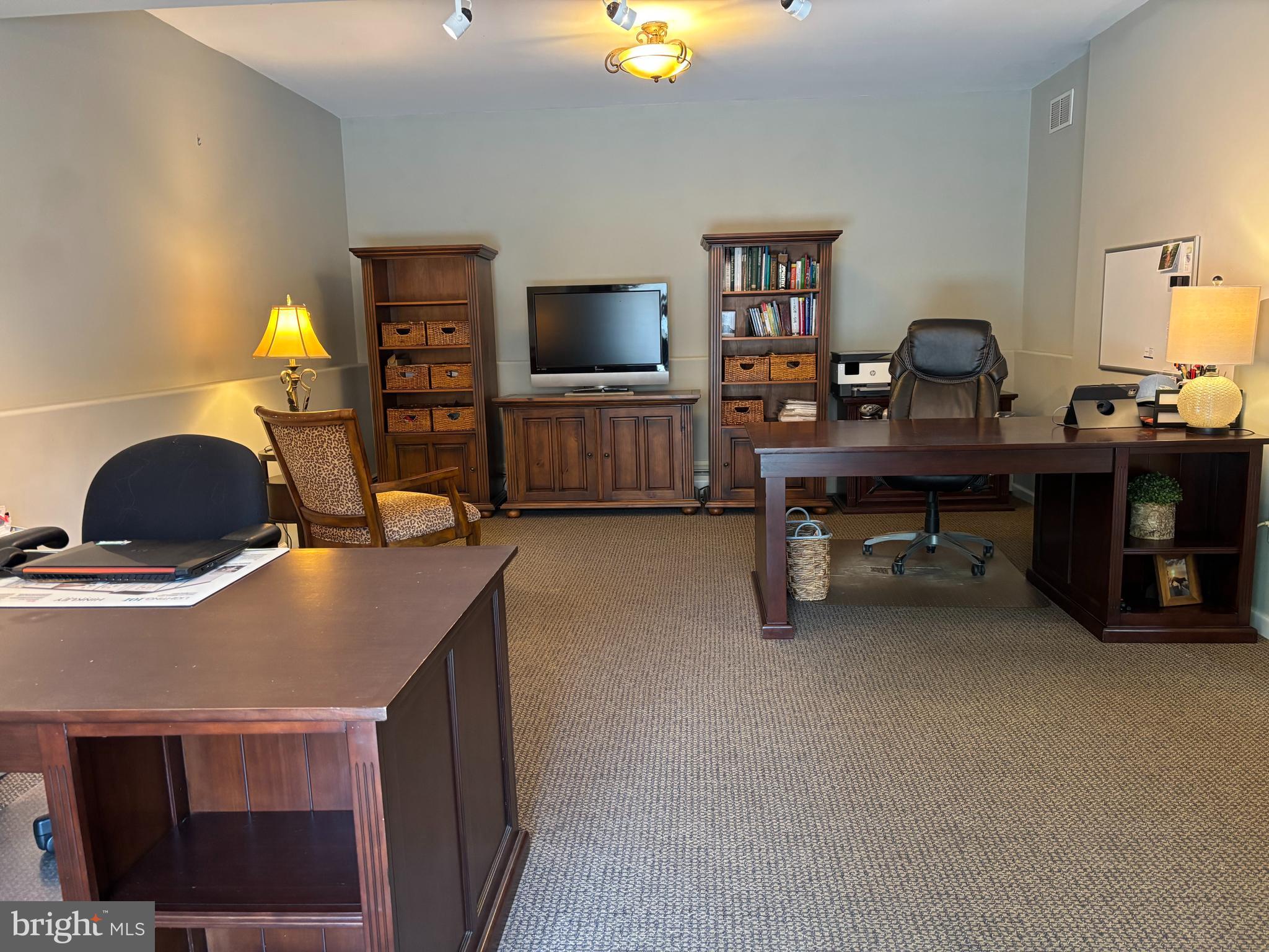 NORRISTOWN - Residential