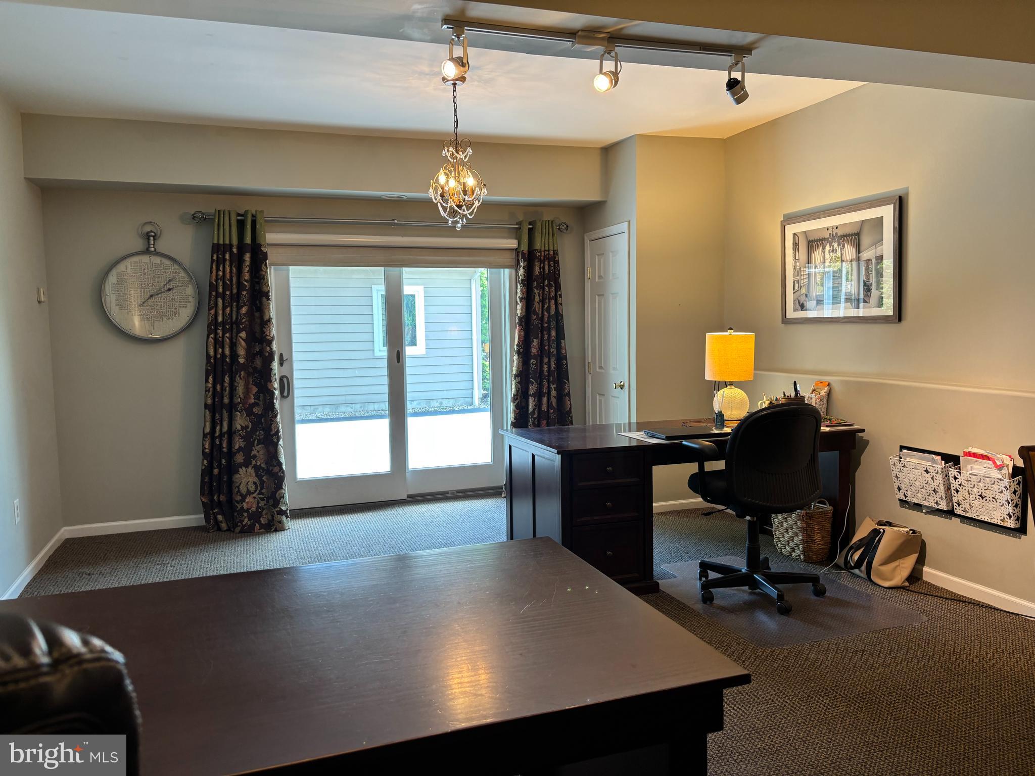 NORRISTOWN - Residential