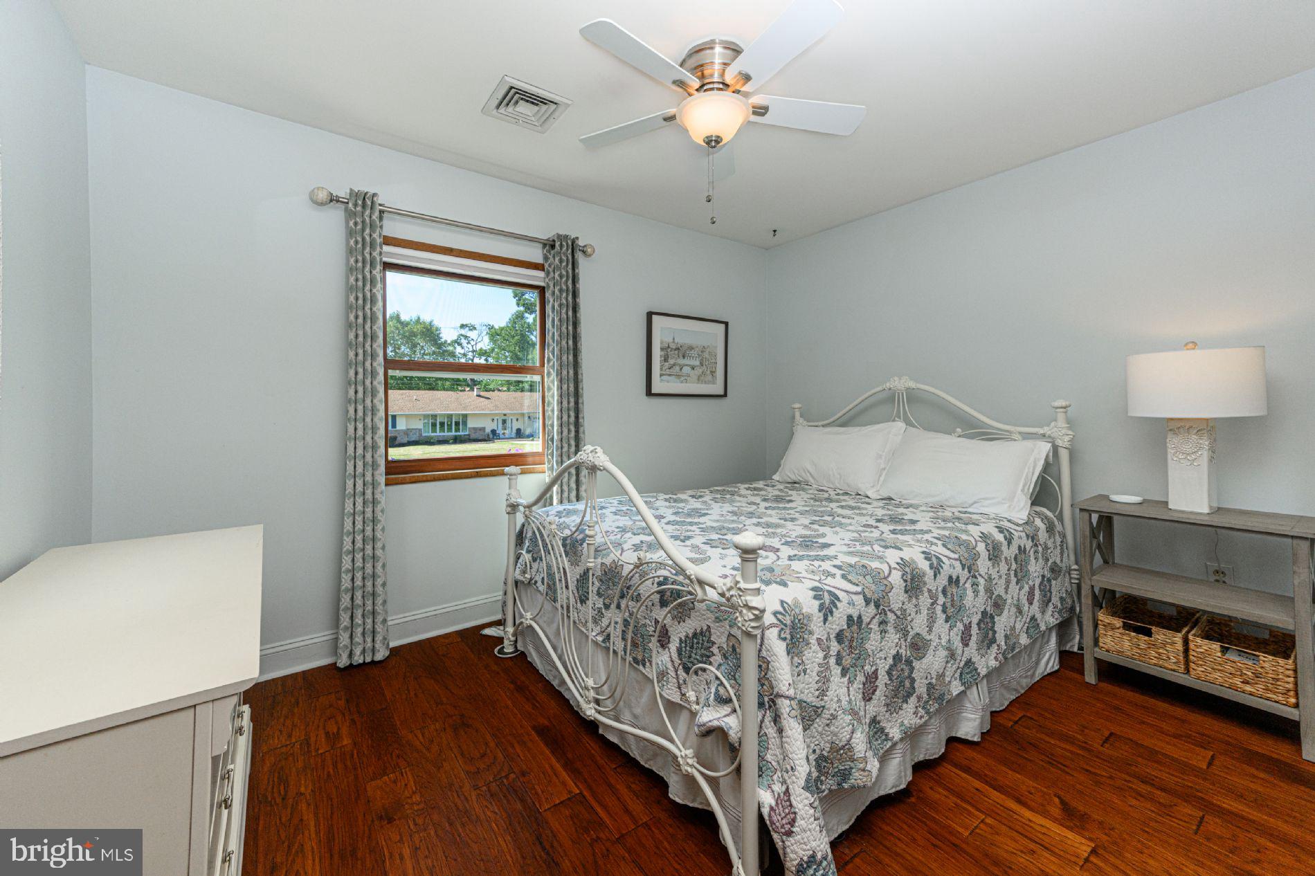 NORRISTOWN - Residential