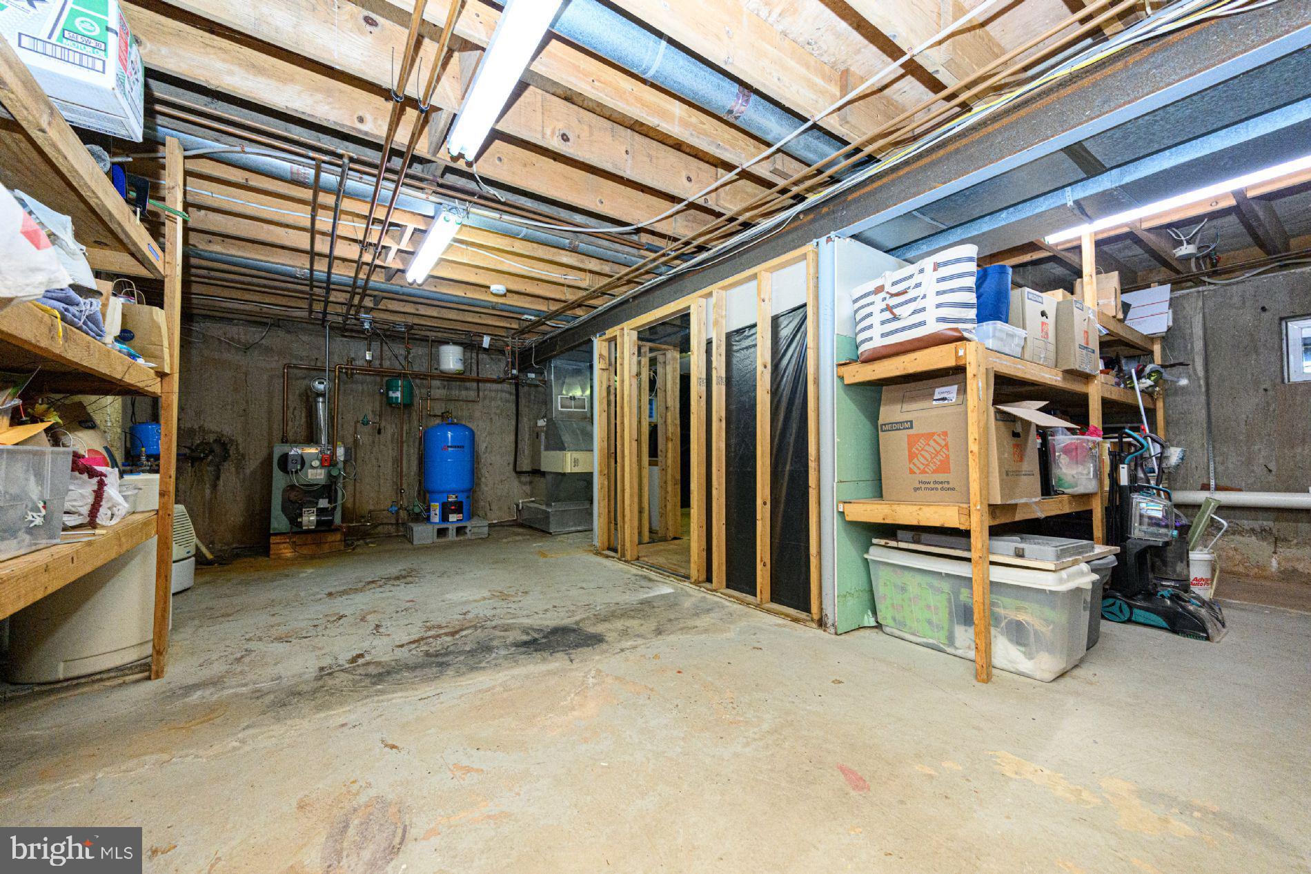 NORRISTOWN - Residential