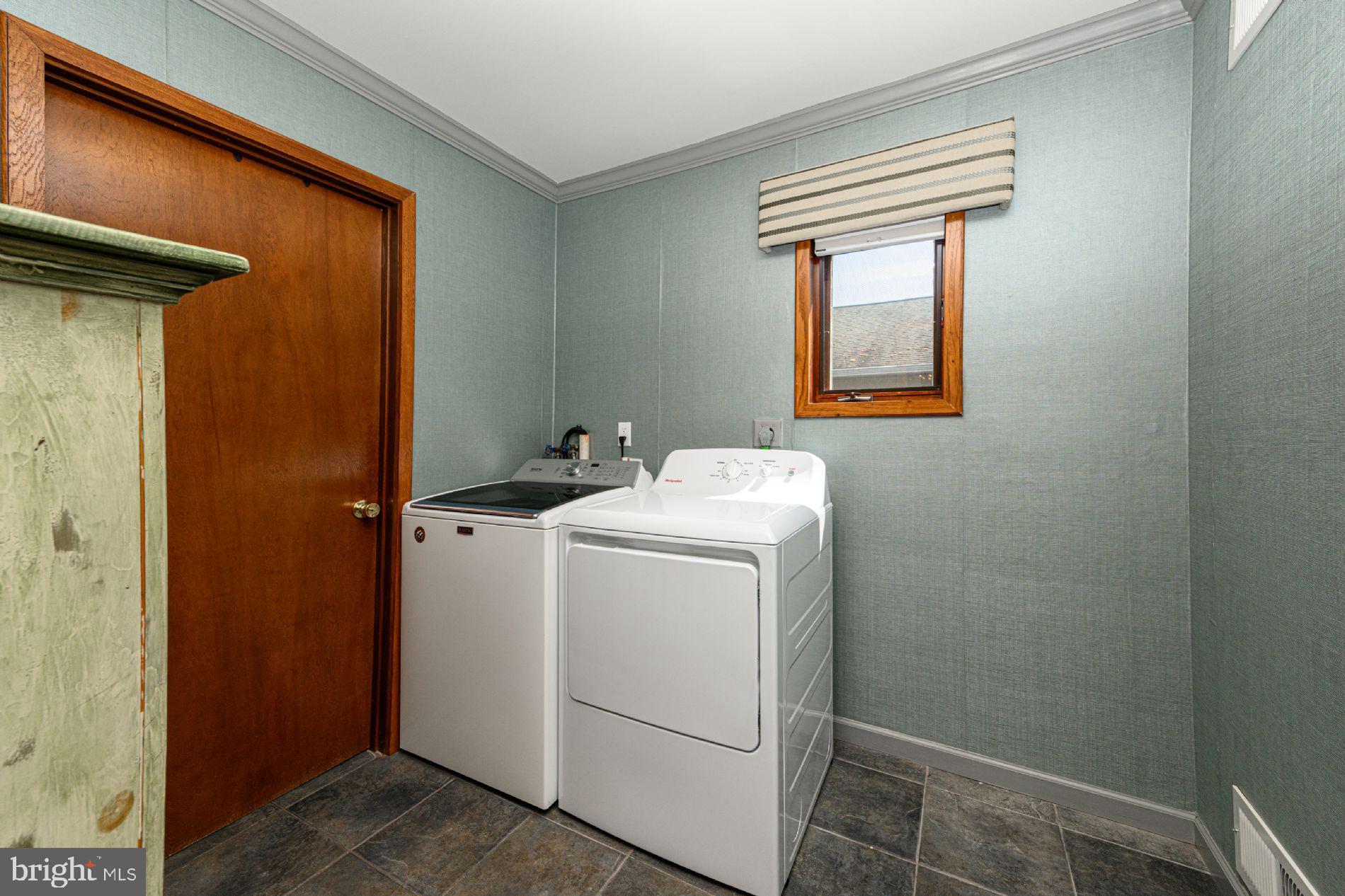 NORRISTOWN - Residential