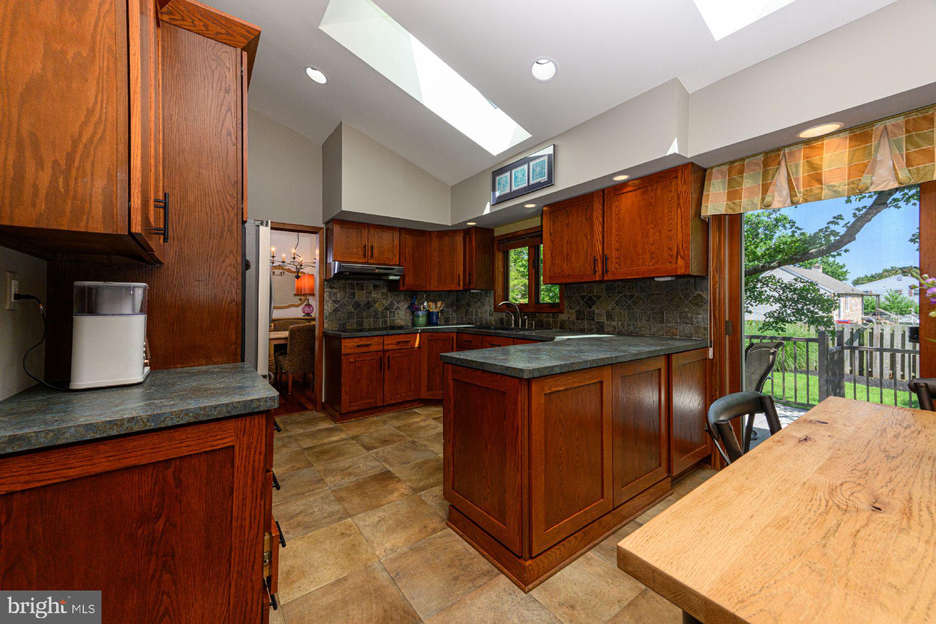 NORRISTOWN - Residential