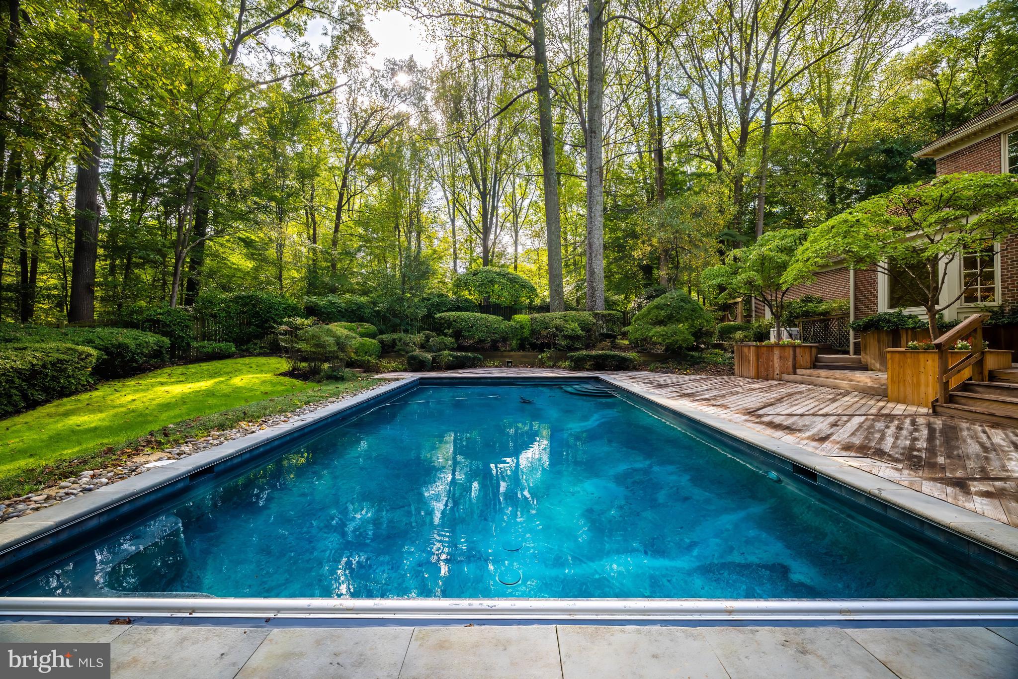 GEORGETOWN PLACE - Residential