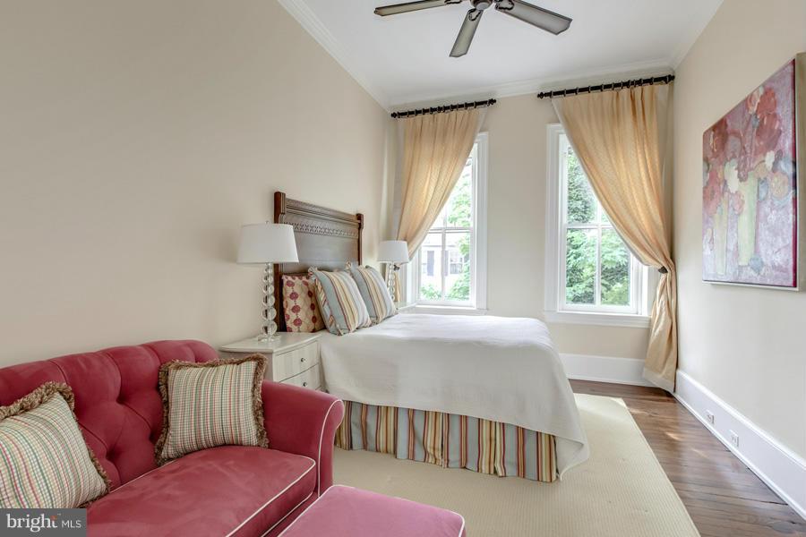 GEORGETOWN - Residential