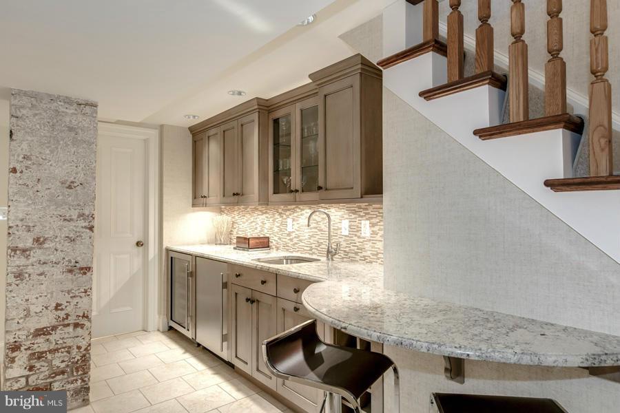 GEORGETOWN - Residential