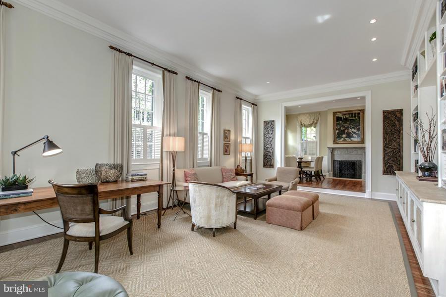 GEORGETOWN - Residential