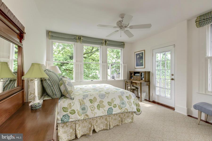 GEORGETOWN - Residential