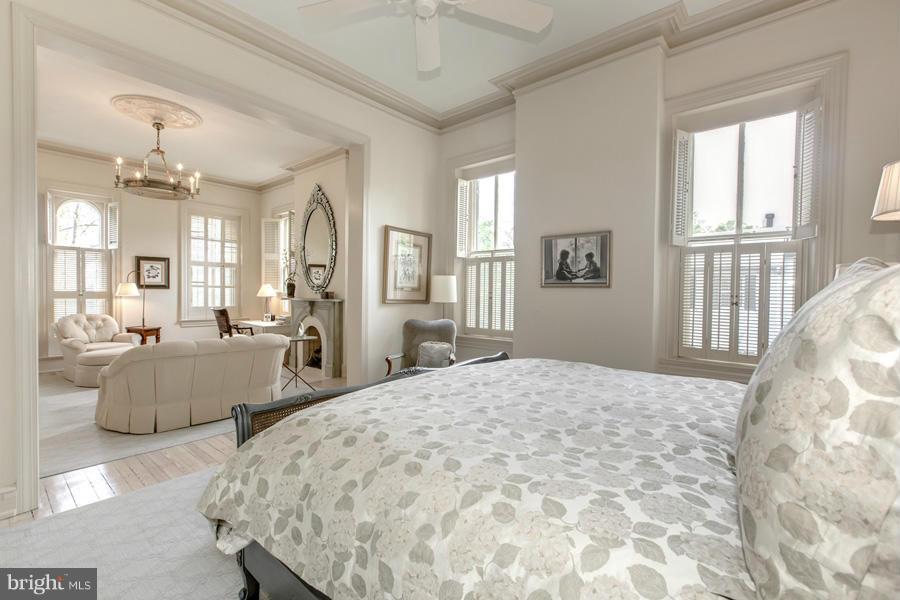 GEORGETOWN - Residential