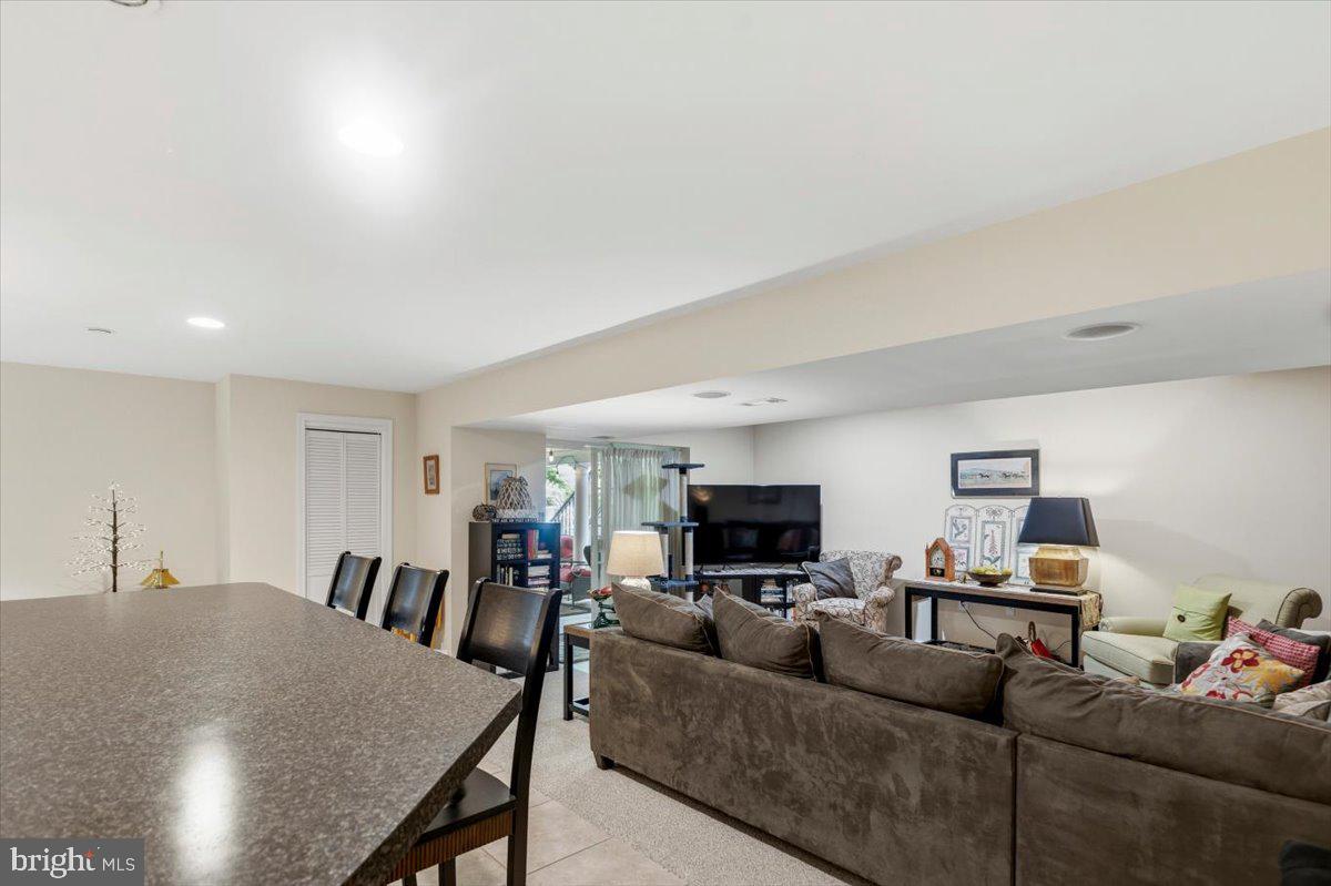 BROOKSHIRE - Residential