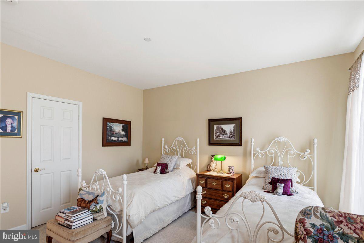 BROOKSHIRE - Residential