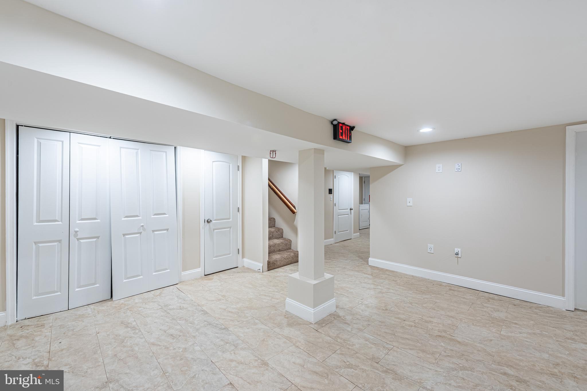 WINDSOR HILLS - Commercial Sale