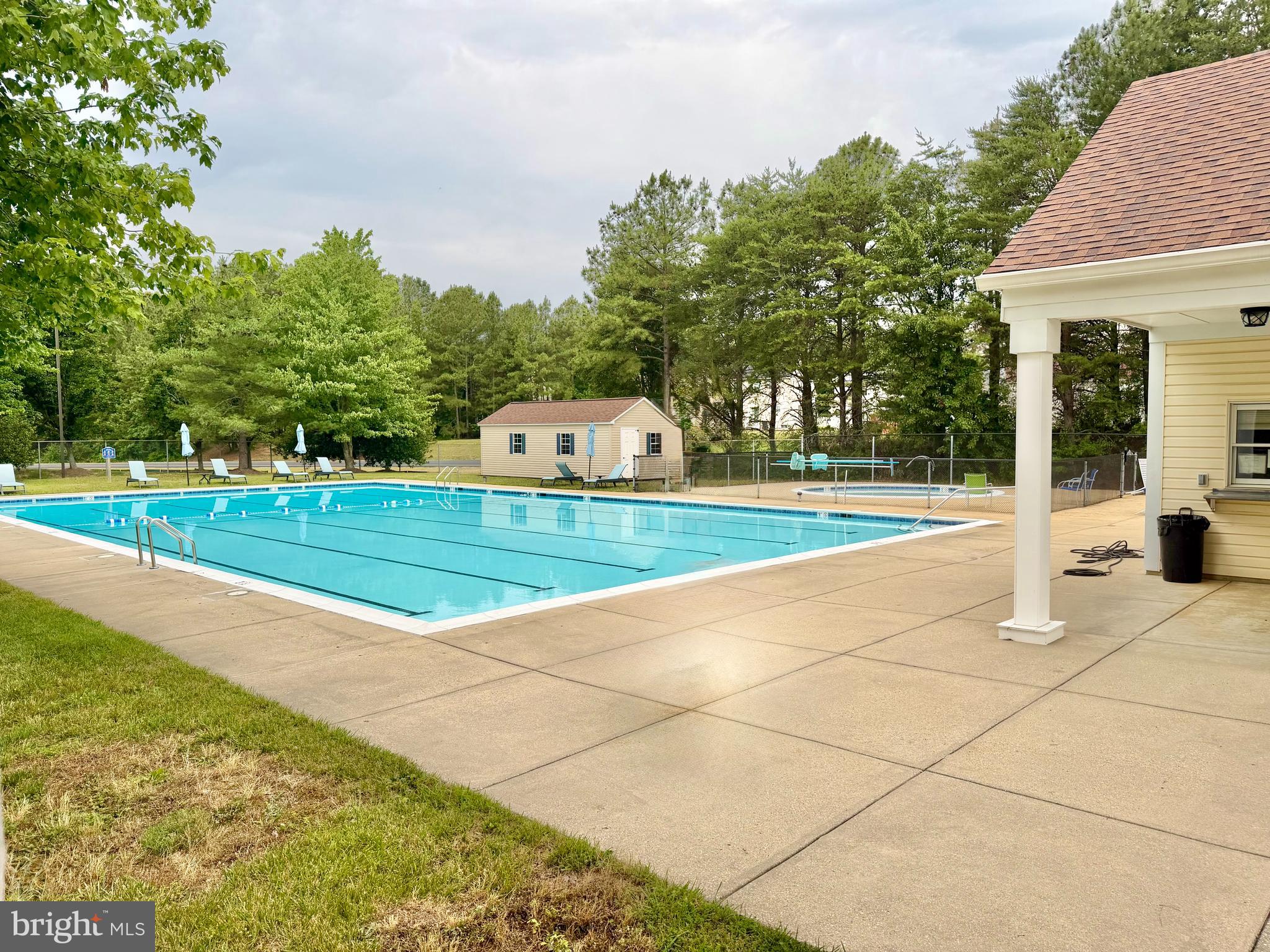WESTBURY - Residential