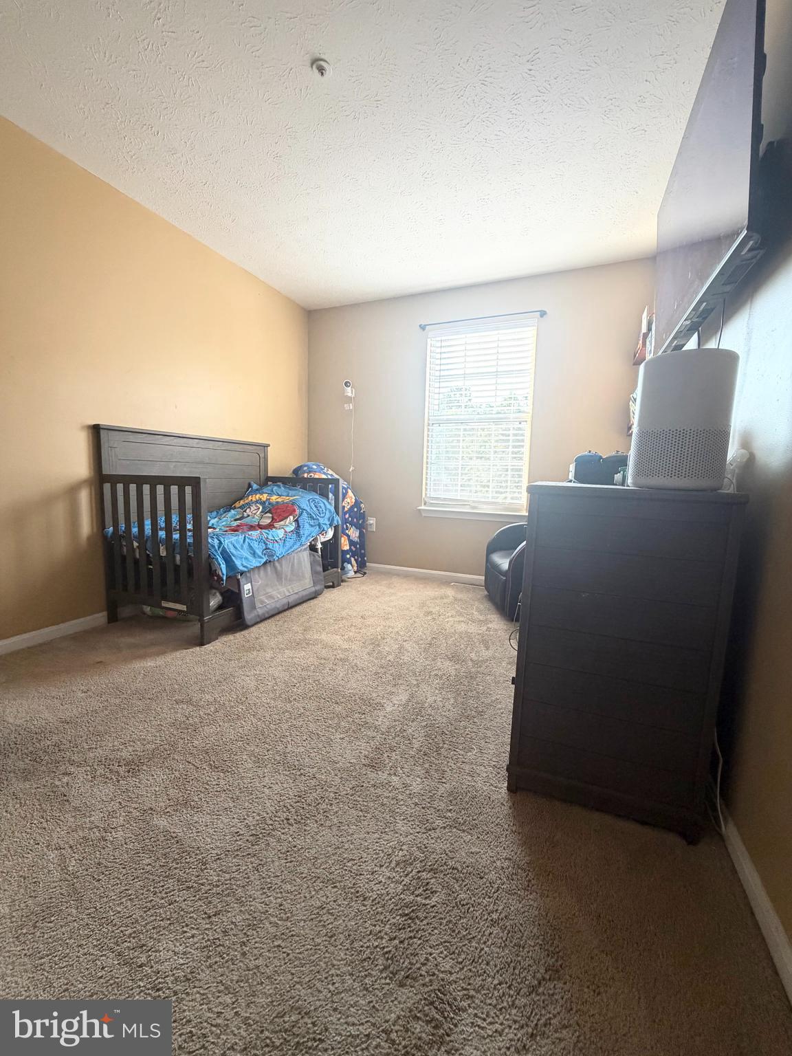 WESTBURY - Residential
