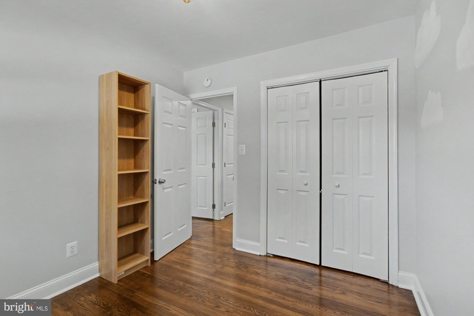 CARROLLWOOD - Residential