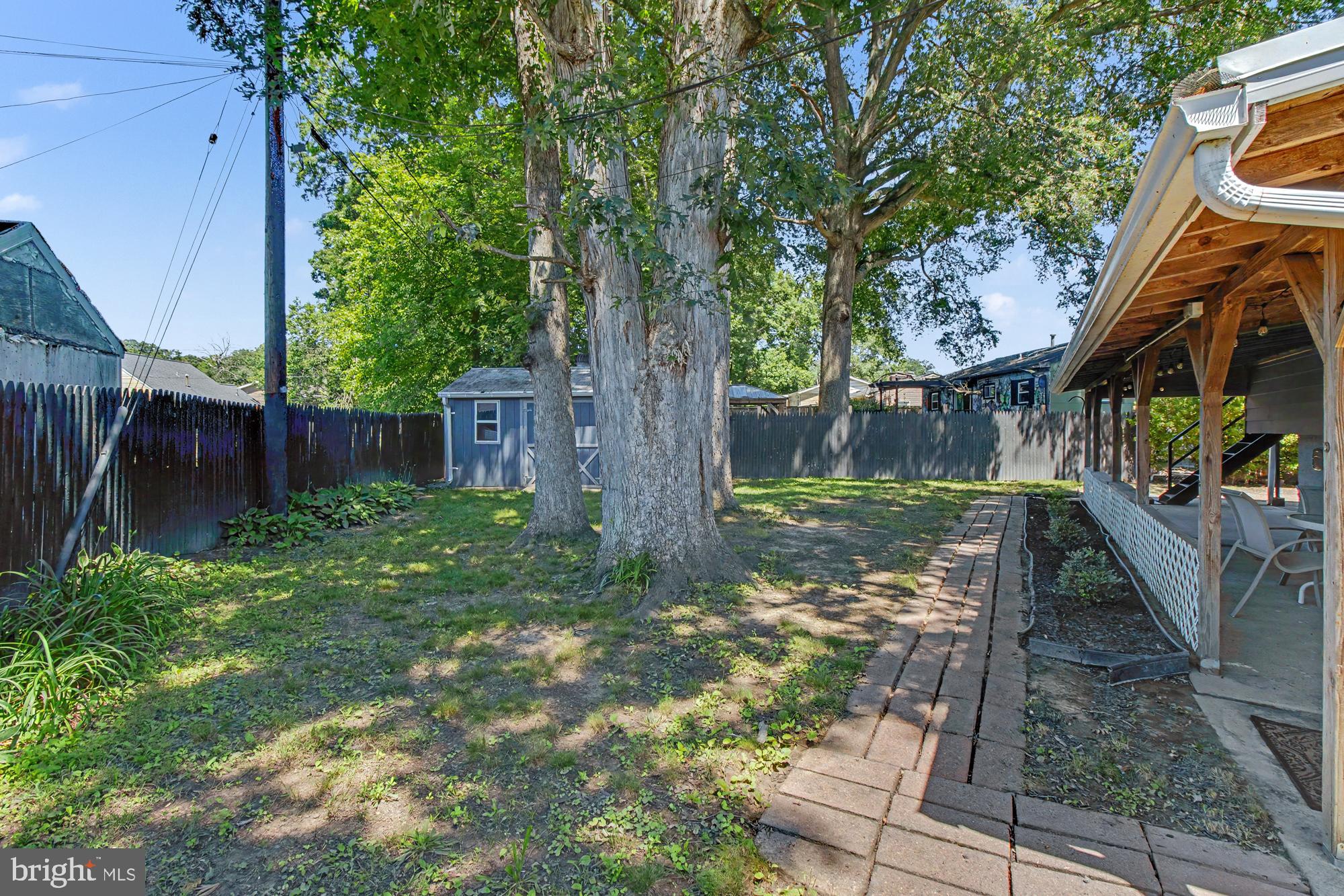 CARROLLWOOD - Residential