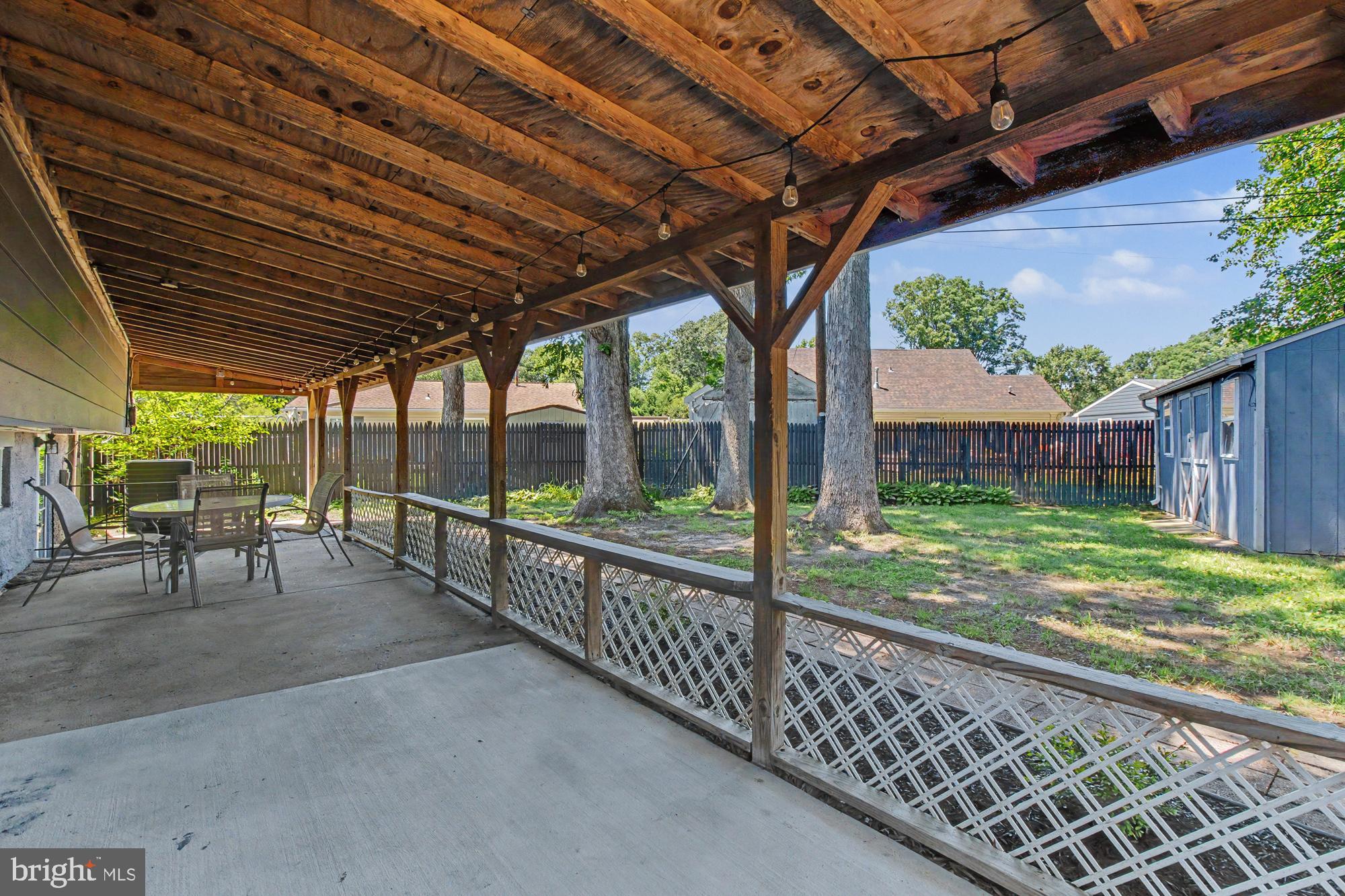 CARROLLWOOD - Residential