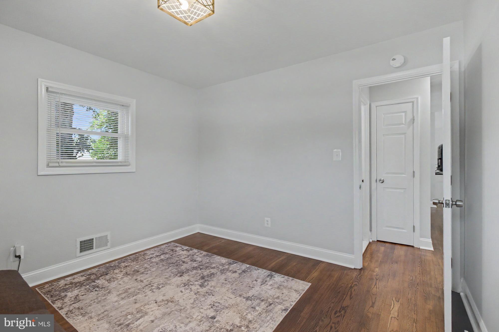 CARROLLWOOD - Residential