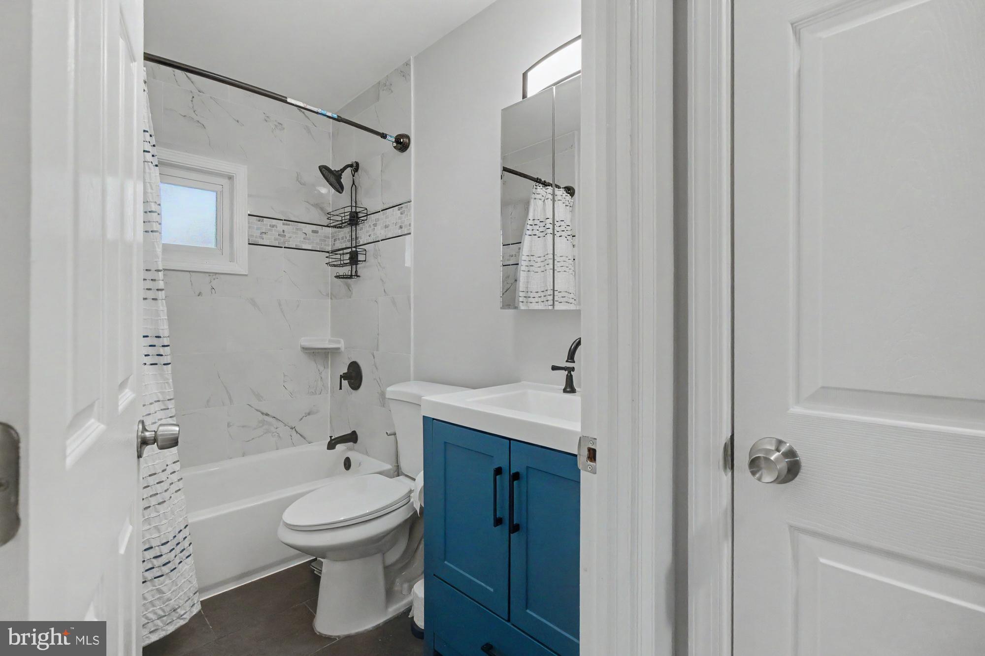 CARROLLWOOD - Residential