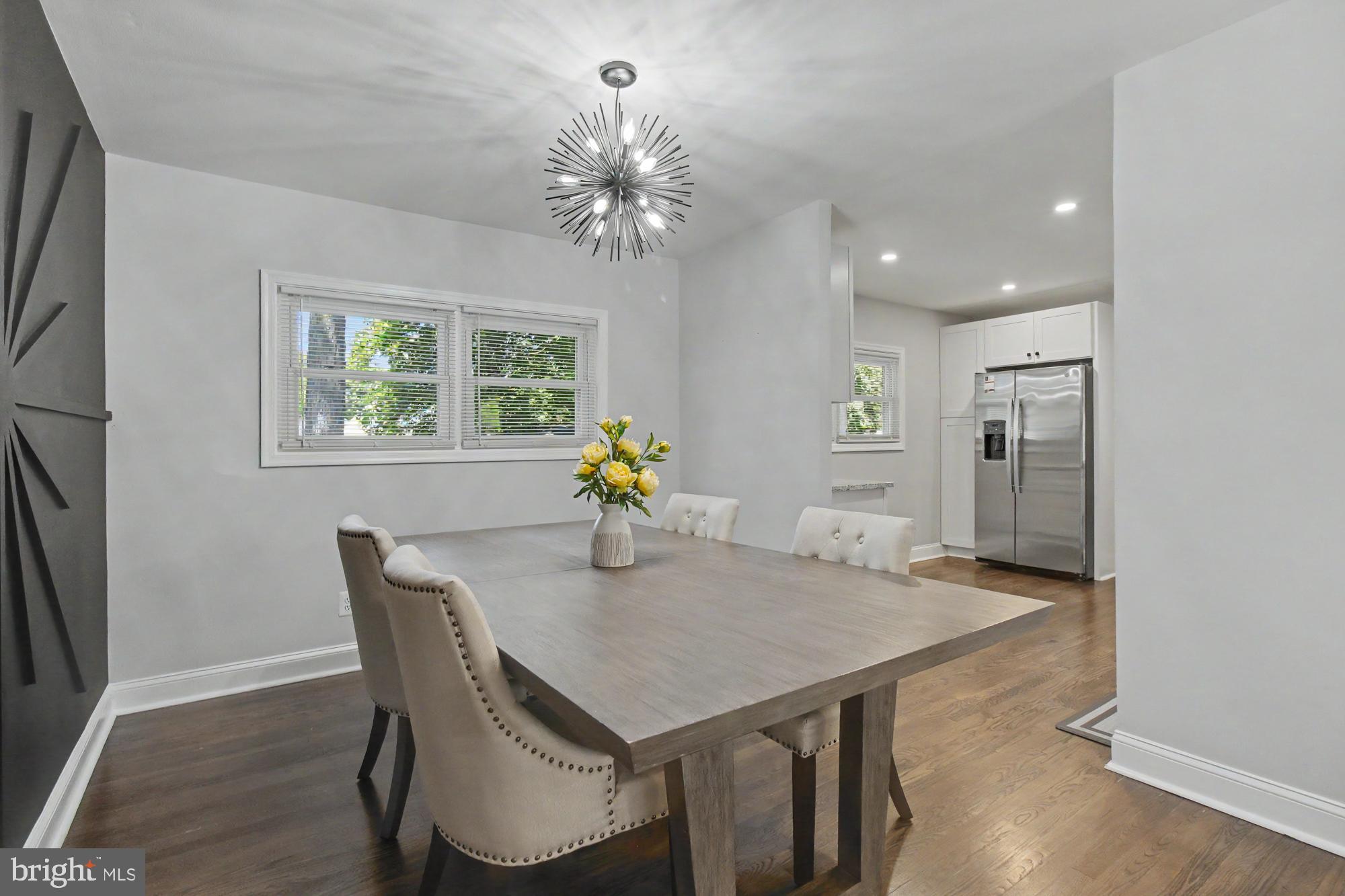 CARROLLWOOD - Residential