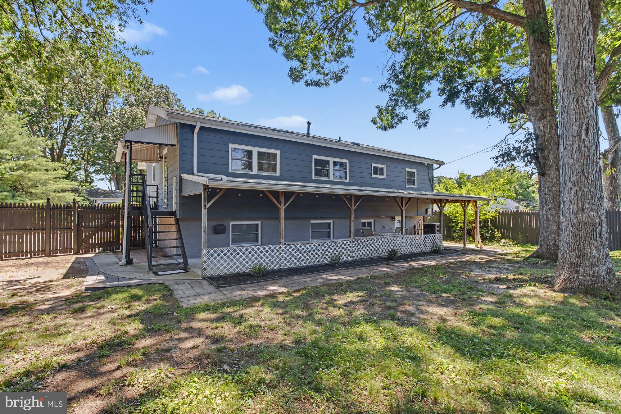 CARROLLWOOD - Residential
