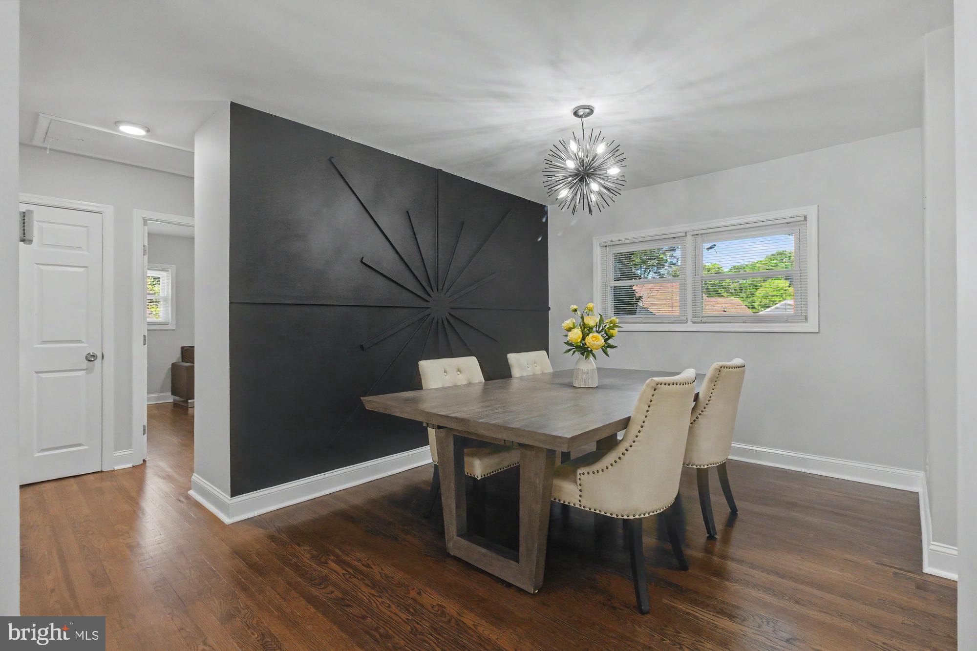 CARROLLWOOD - Residential