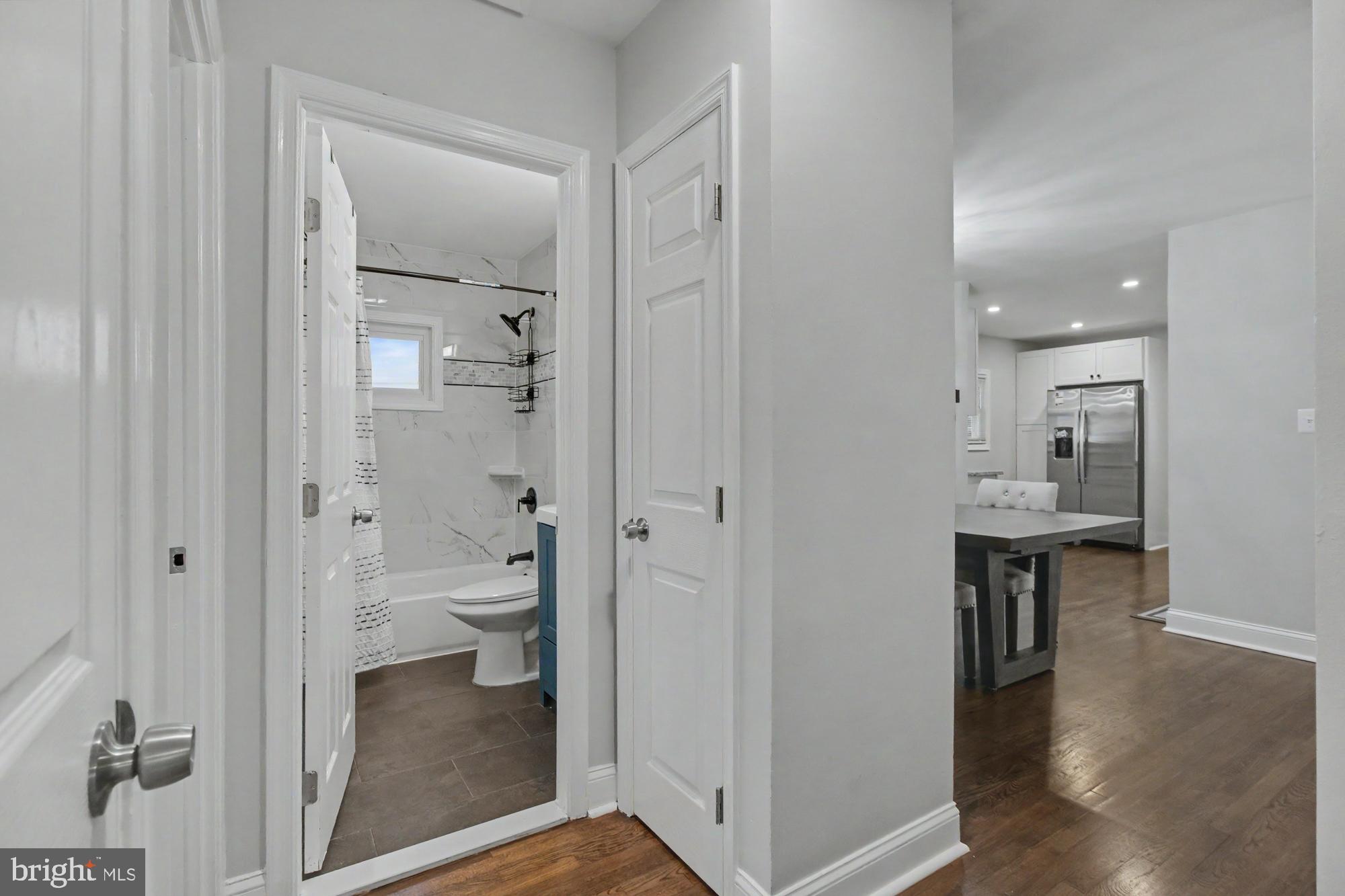 CARROLLWOOD - Residential