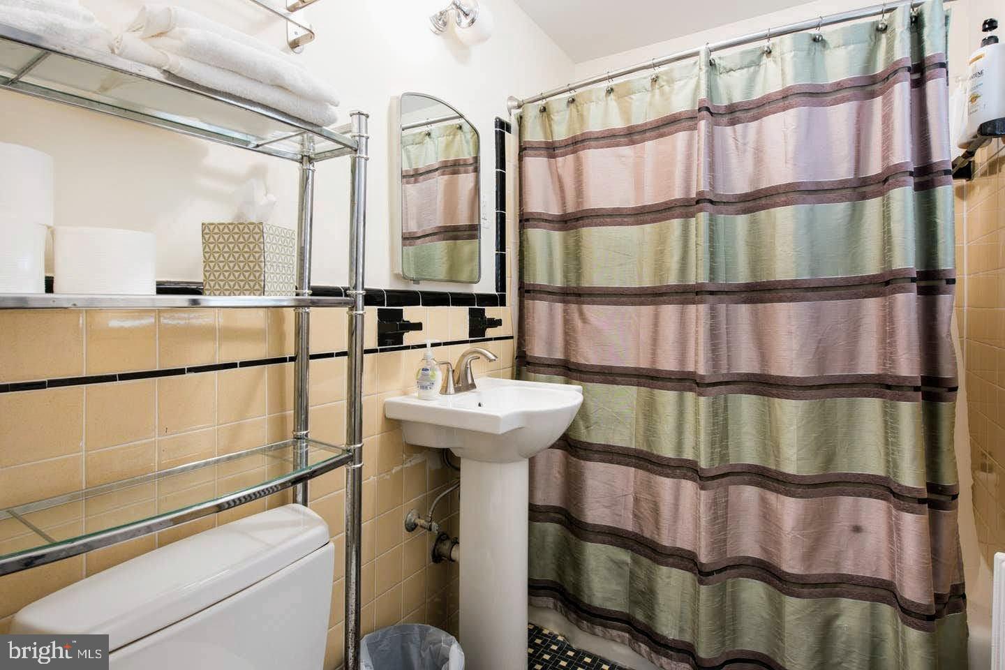 CLARENDON - Residential Income