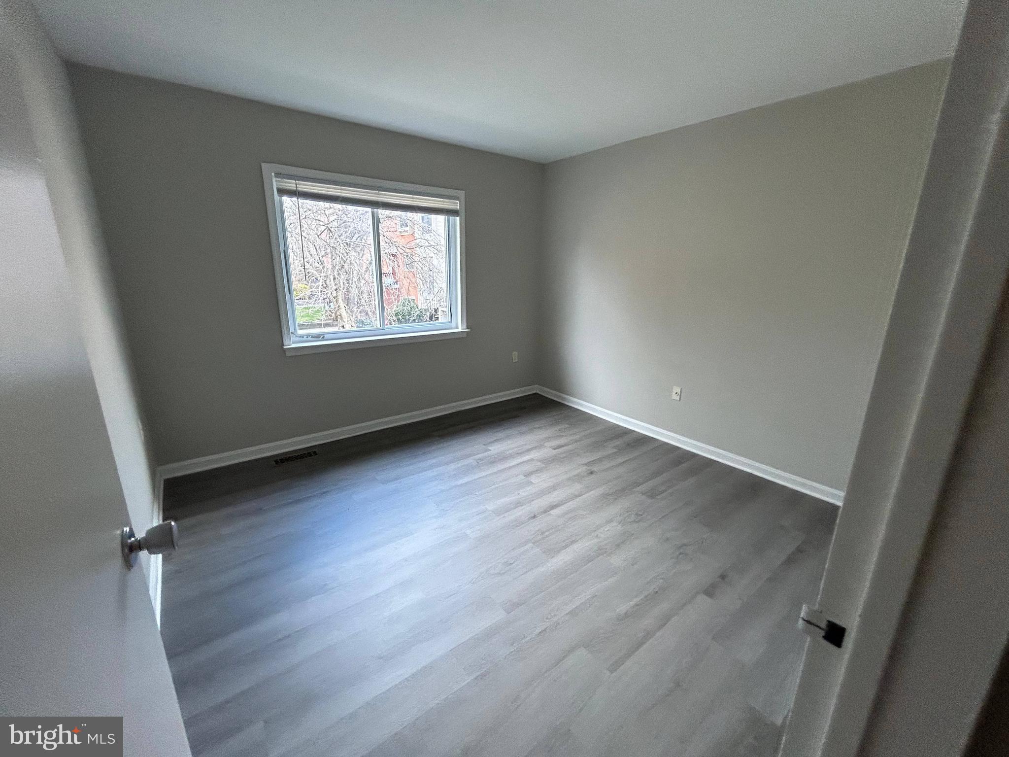 TERRACE TOWNHOUSES OF ANNANDALE - Residential Lease