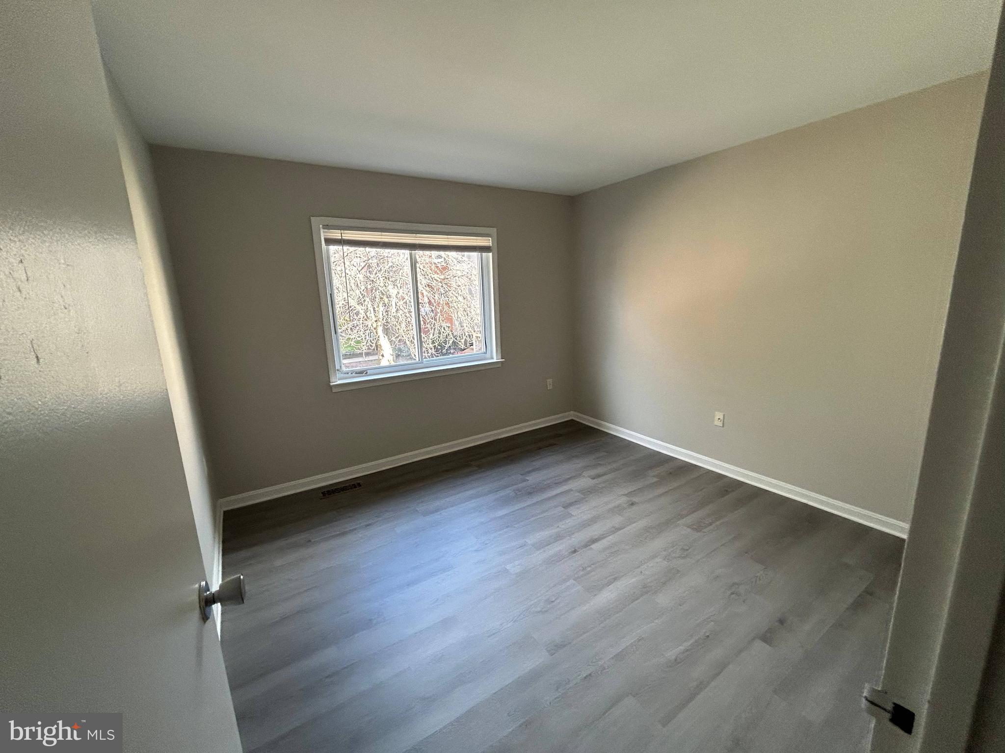 TERRACE TOWNHOUSES OF ANNANDALE - Residential Lease